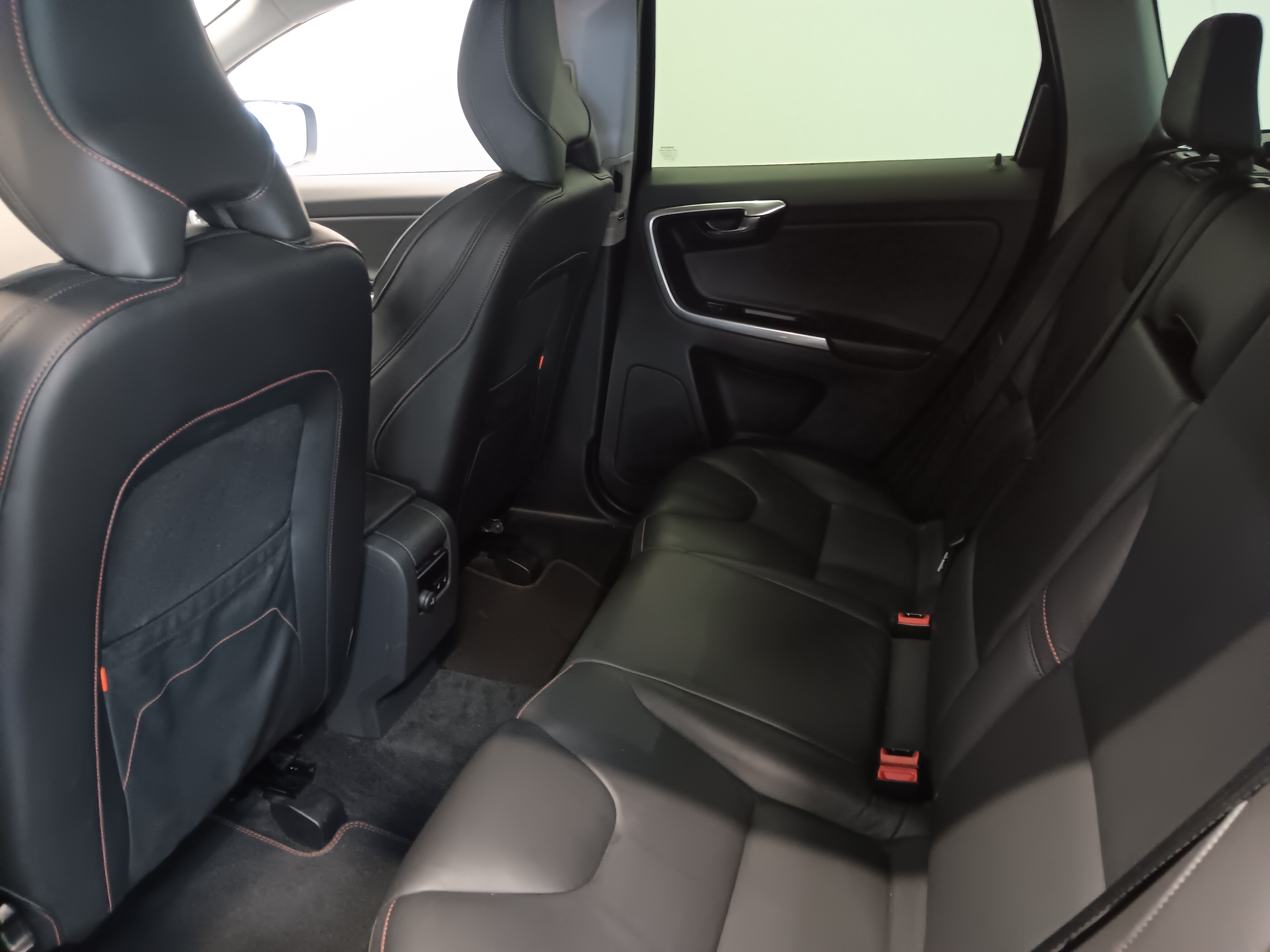 VOLVO XC60 2015