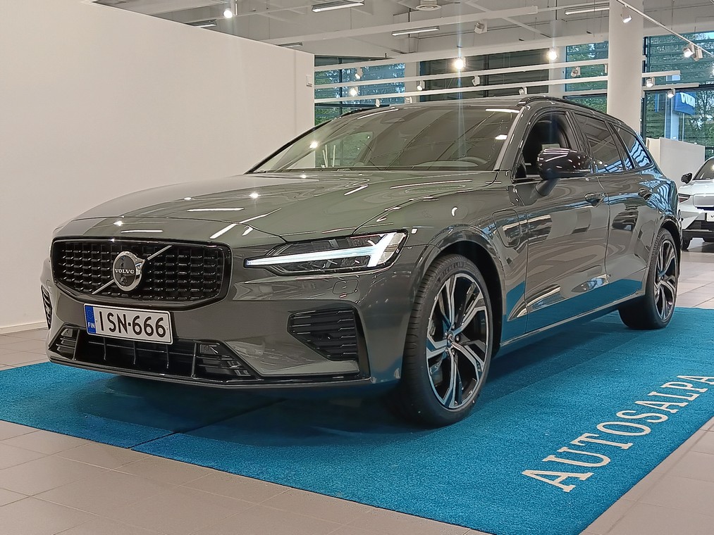VOLVO V60 2026
