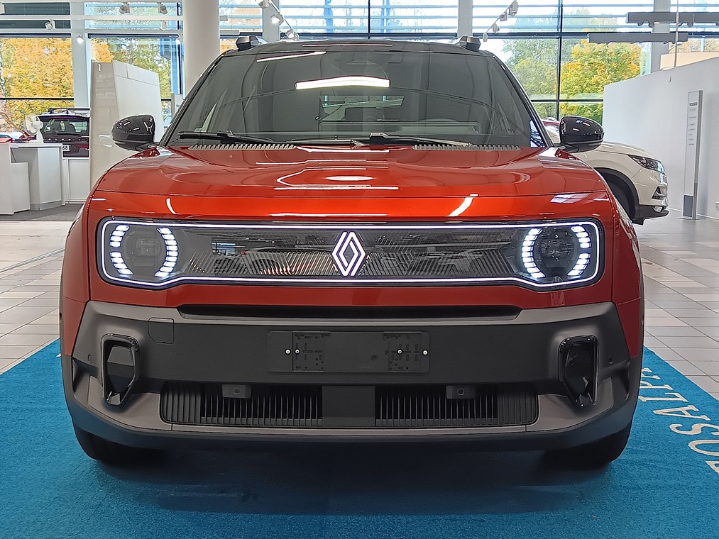 RENAULT 4 2025