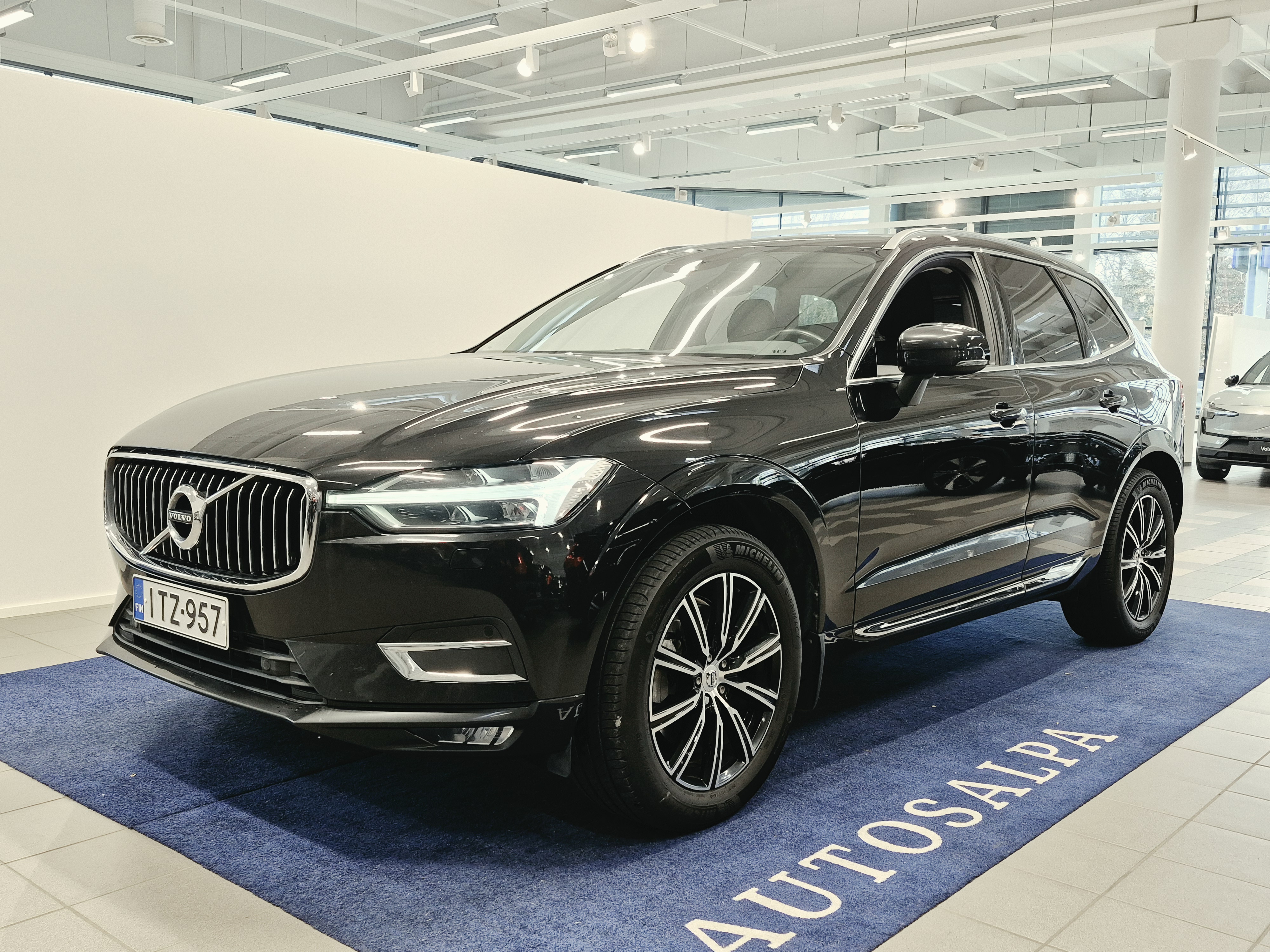VOLVO XC60 2021