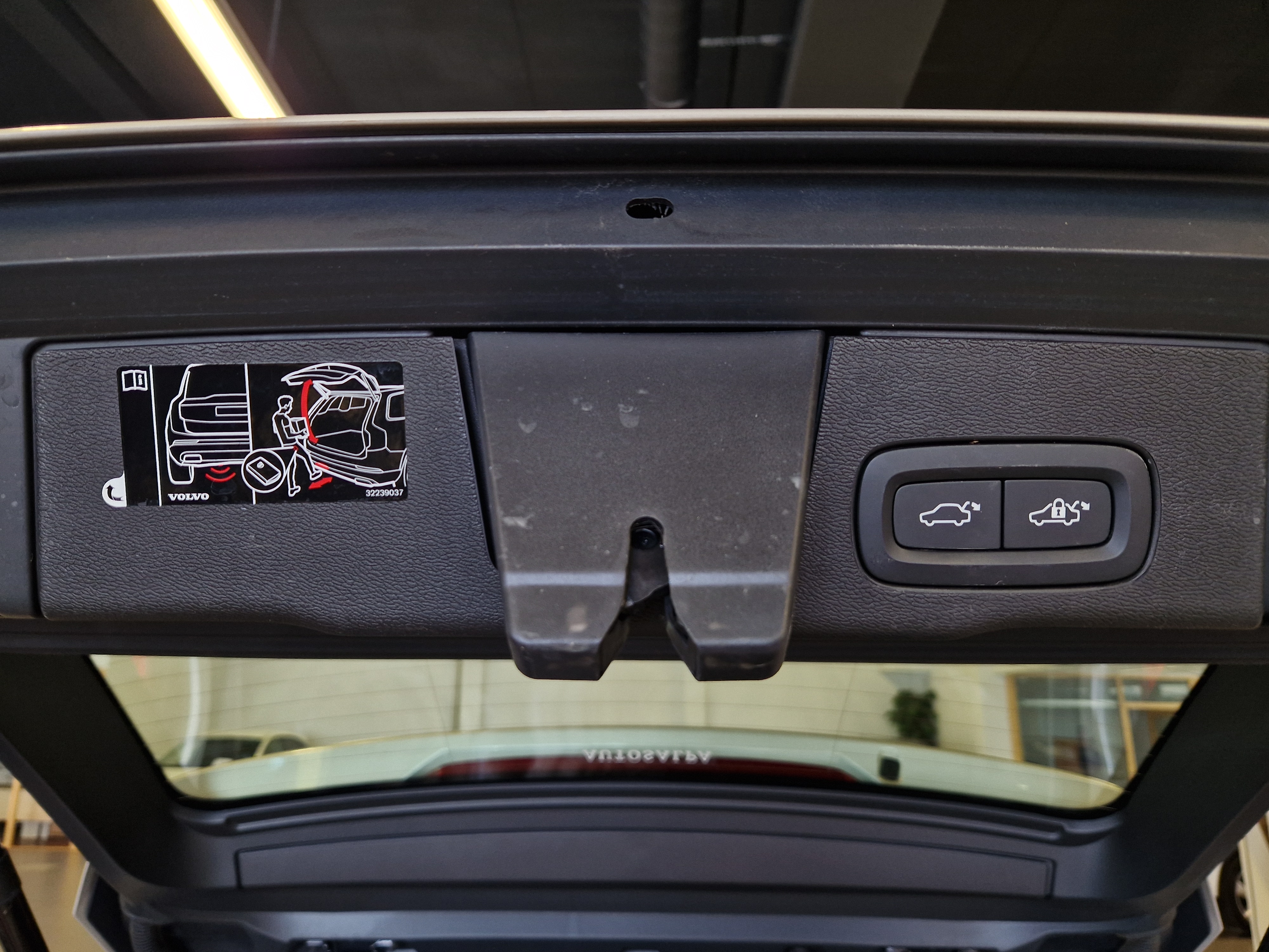 VOLVO XC60 2021