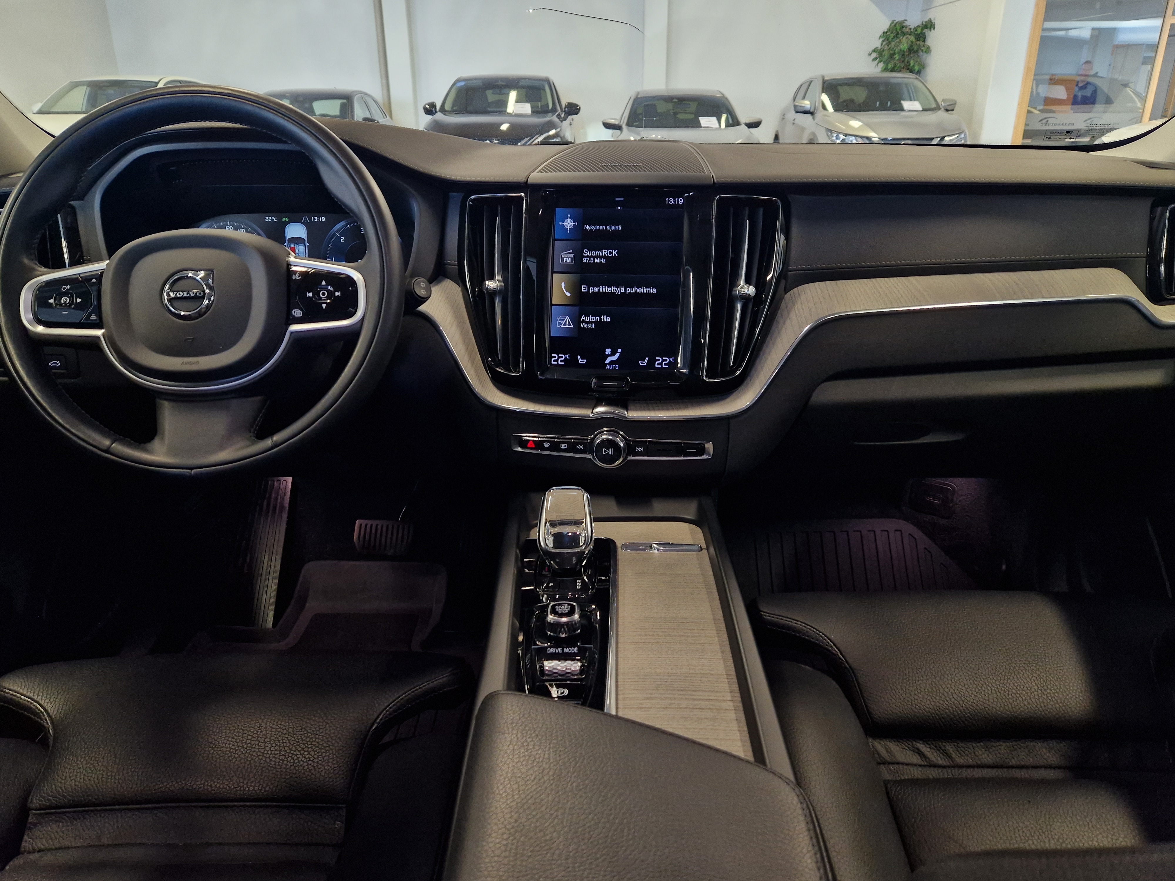 VOLVO XC60 2021