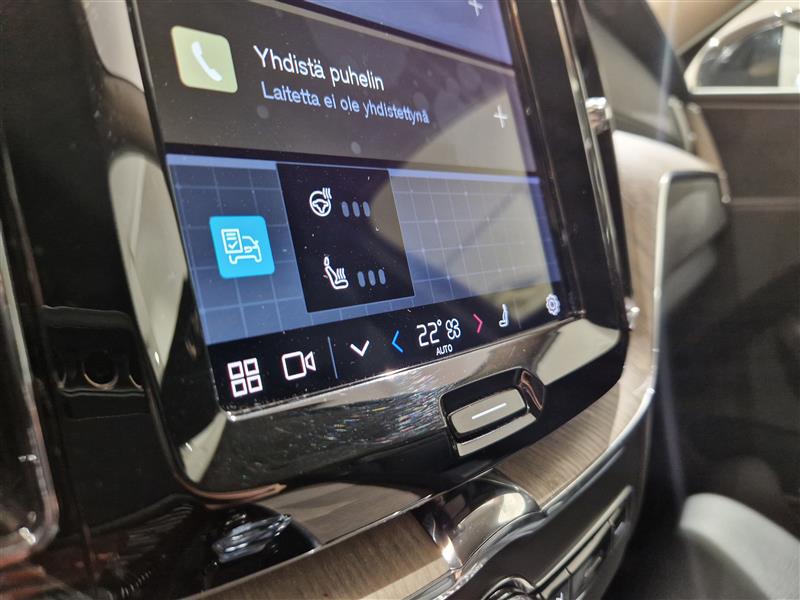 VOLVO XC60 2022