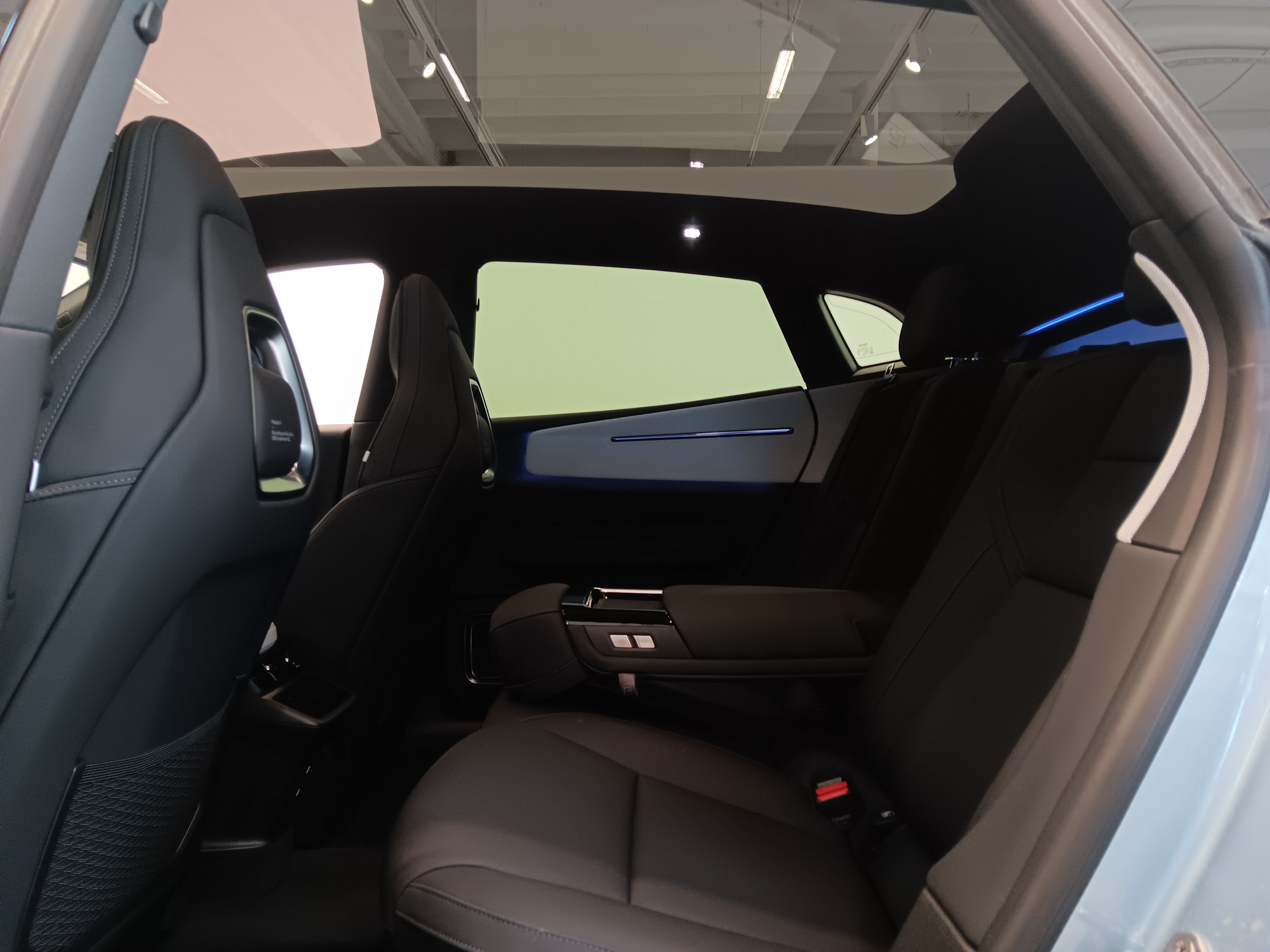 POLESTAR 4 2026