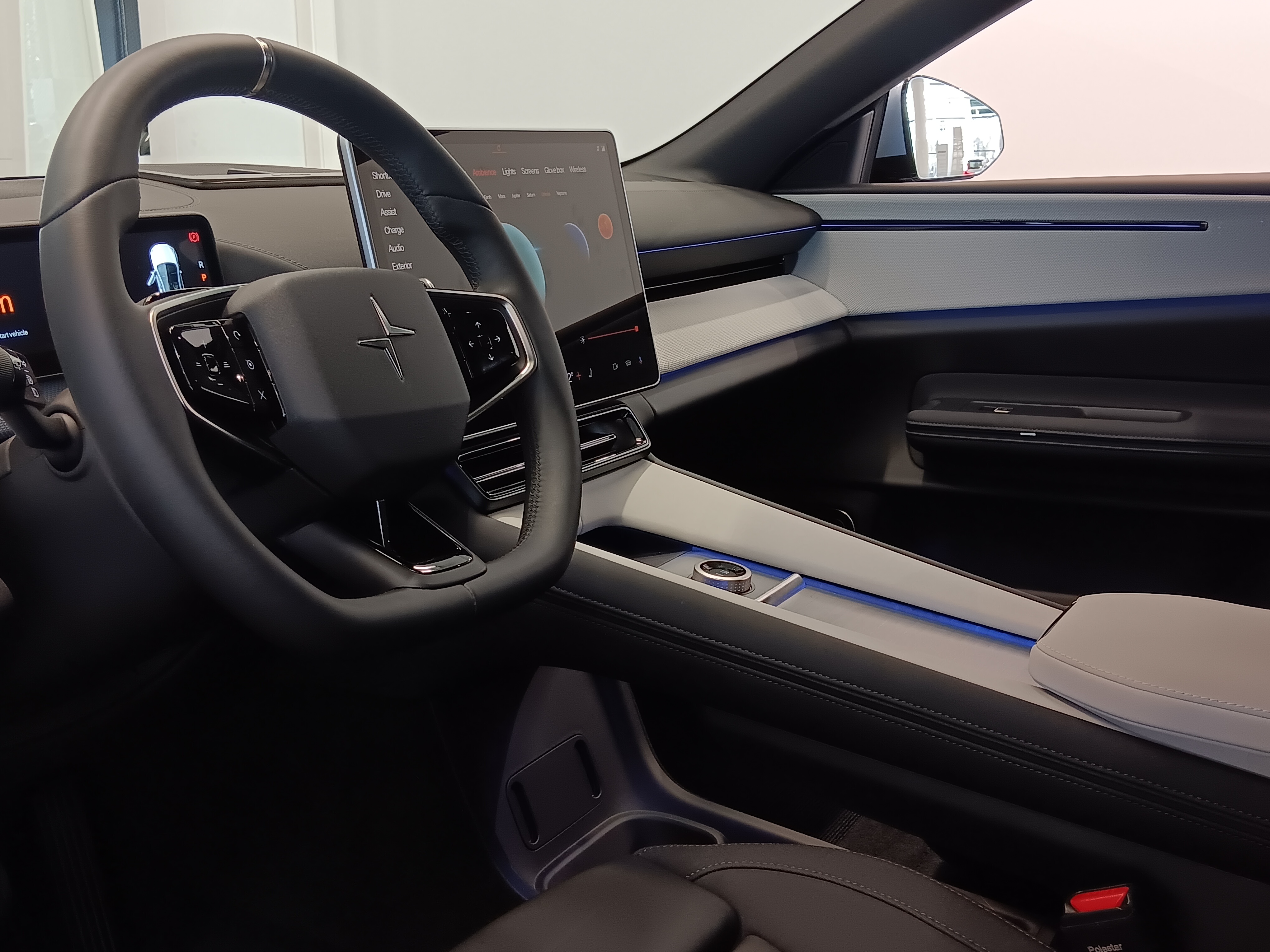 POLESTAR 4 2026