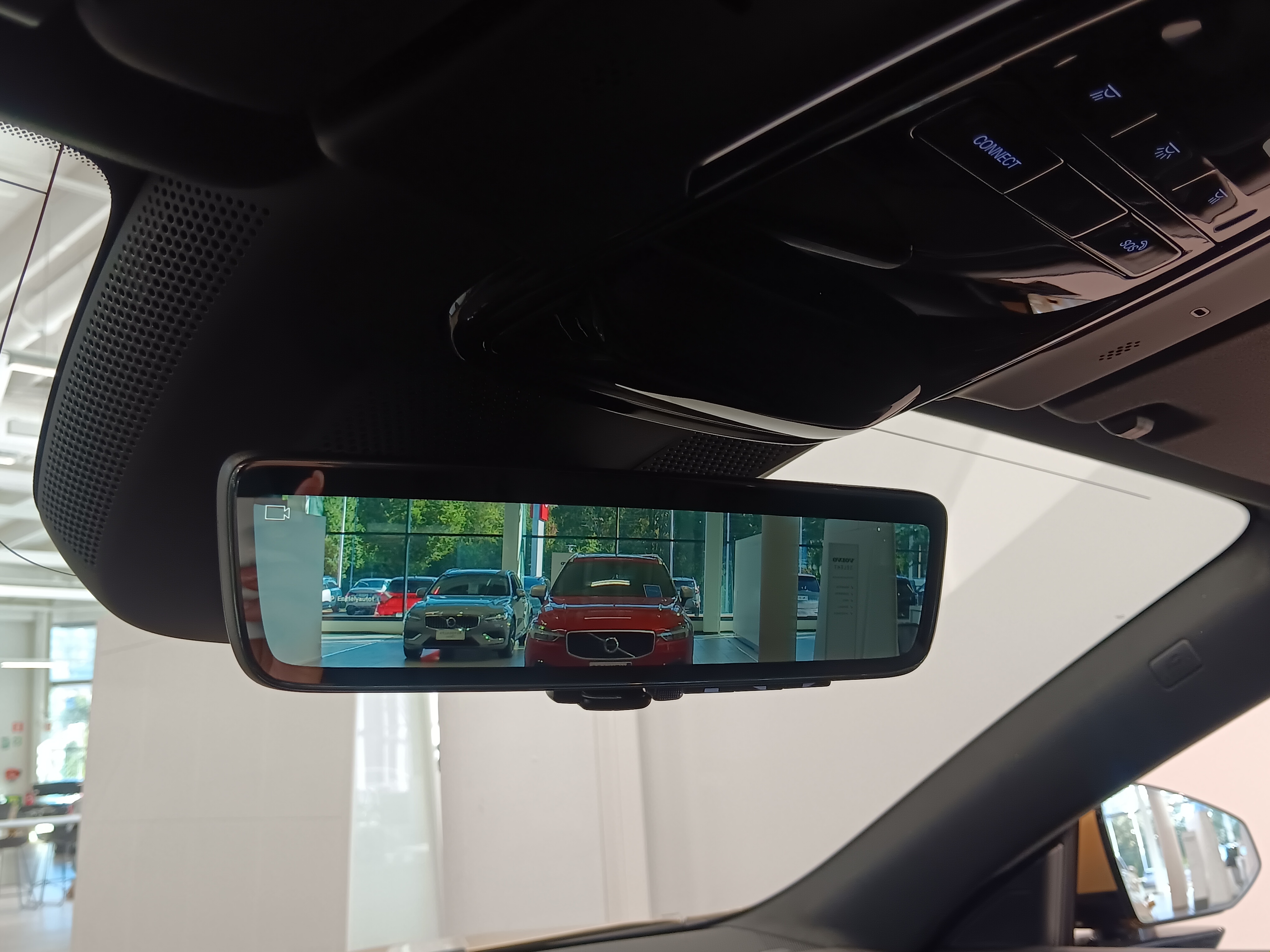 POLESTAR 4 2026