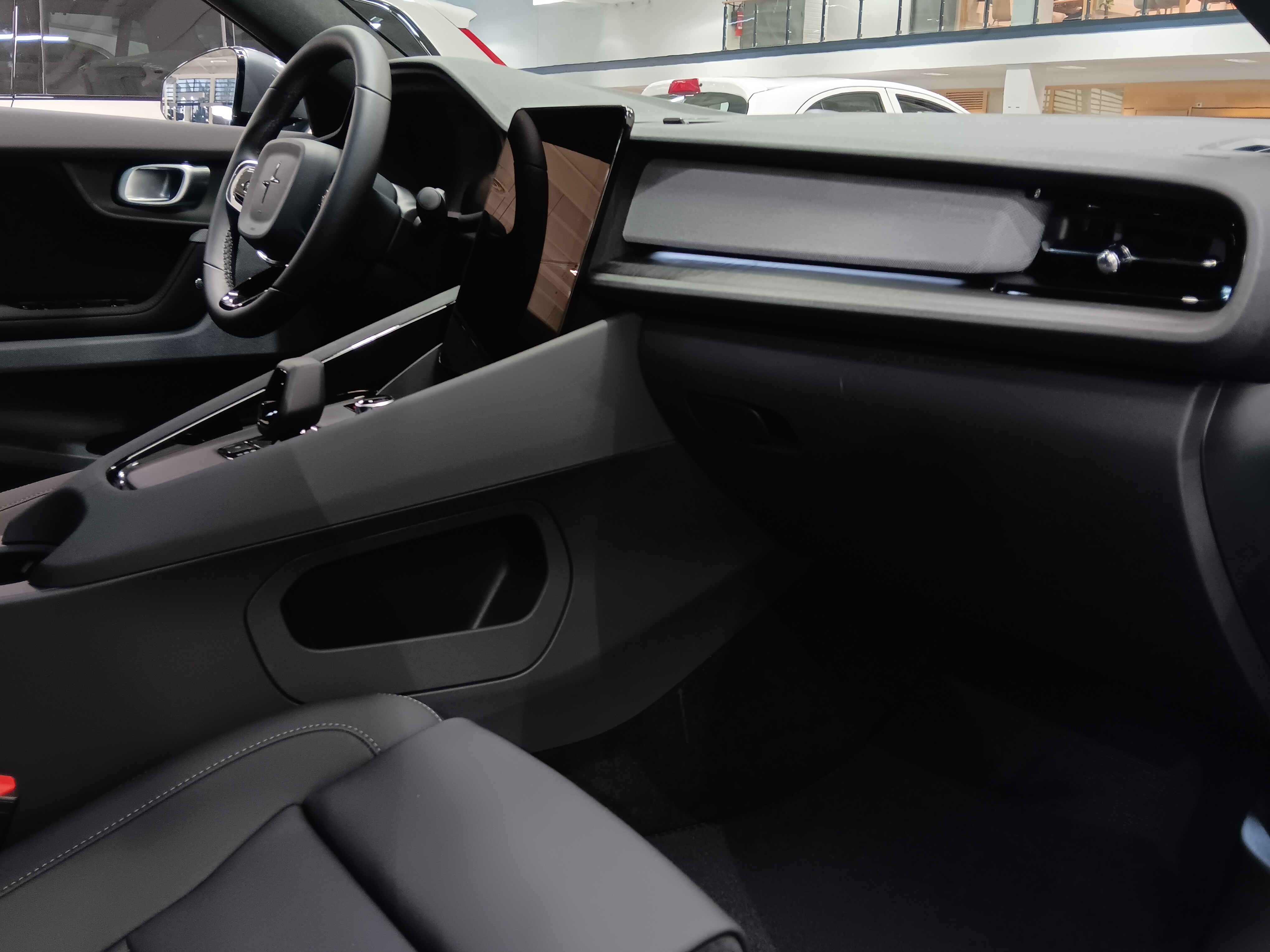 POLESTAR 2 2026