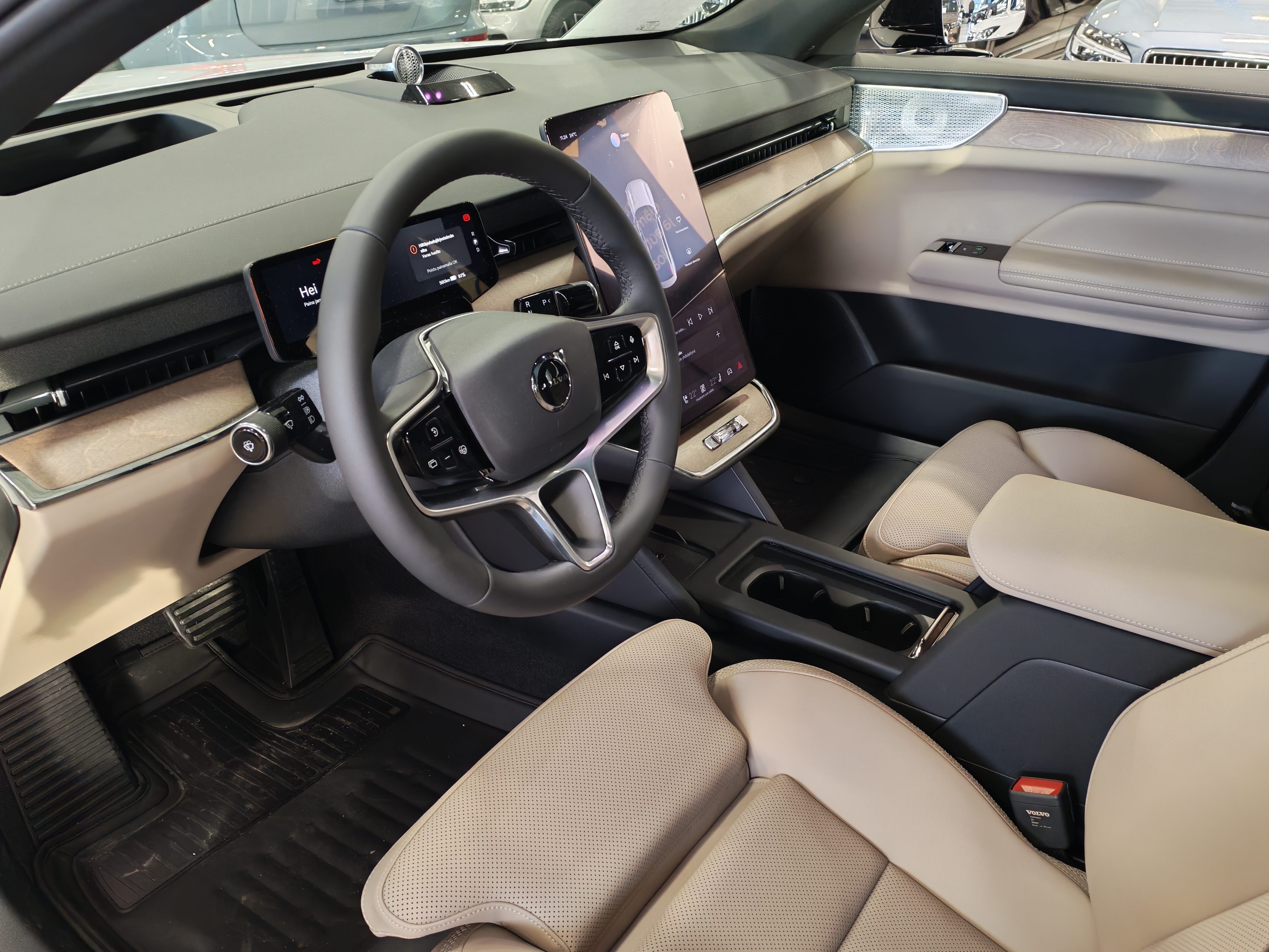 VOLVO ES90 2026