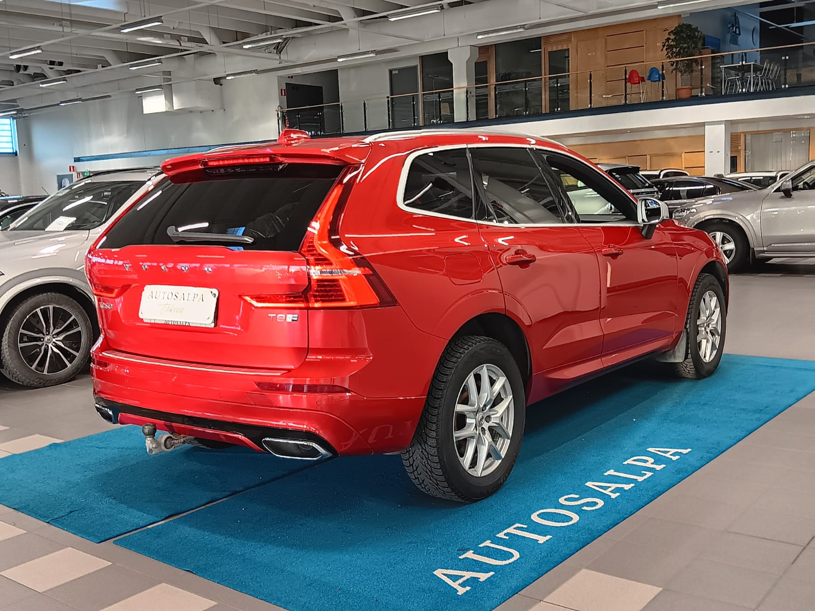 VOLVO XC60 2019