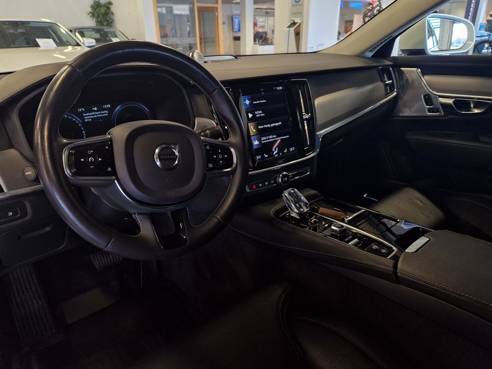 VOLVO S90 2020