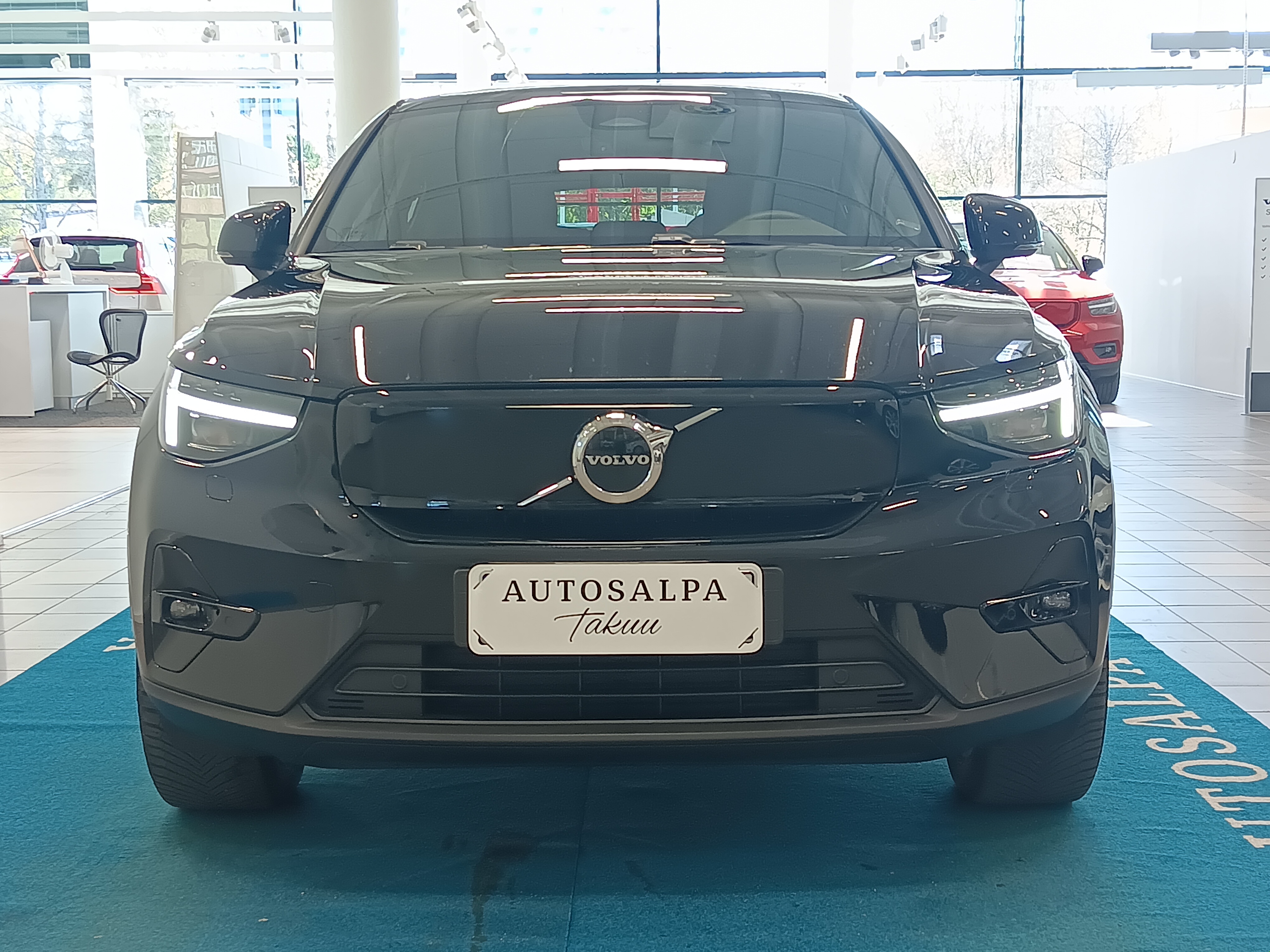 VOLVO C40 2023