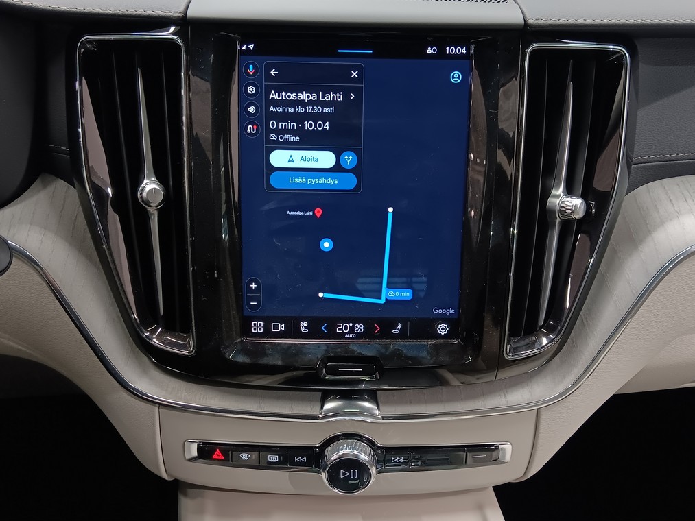 VOLVO XC60 2024
