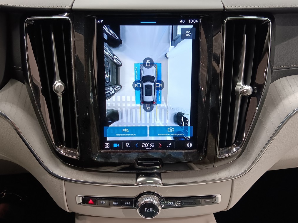 VOLVO XC60 2024