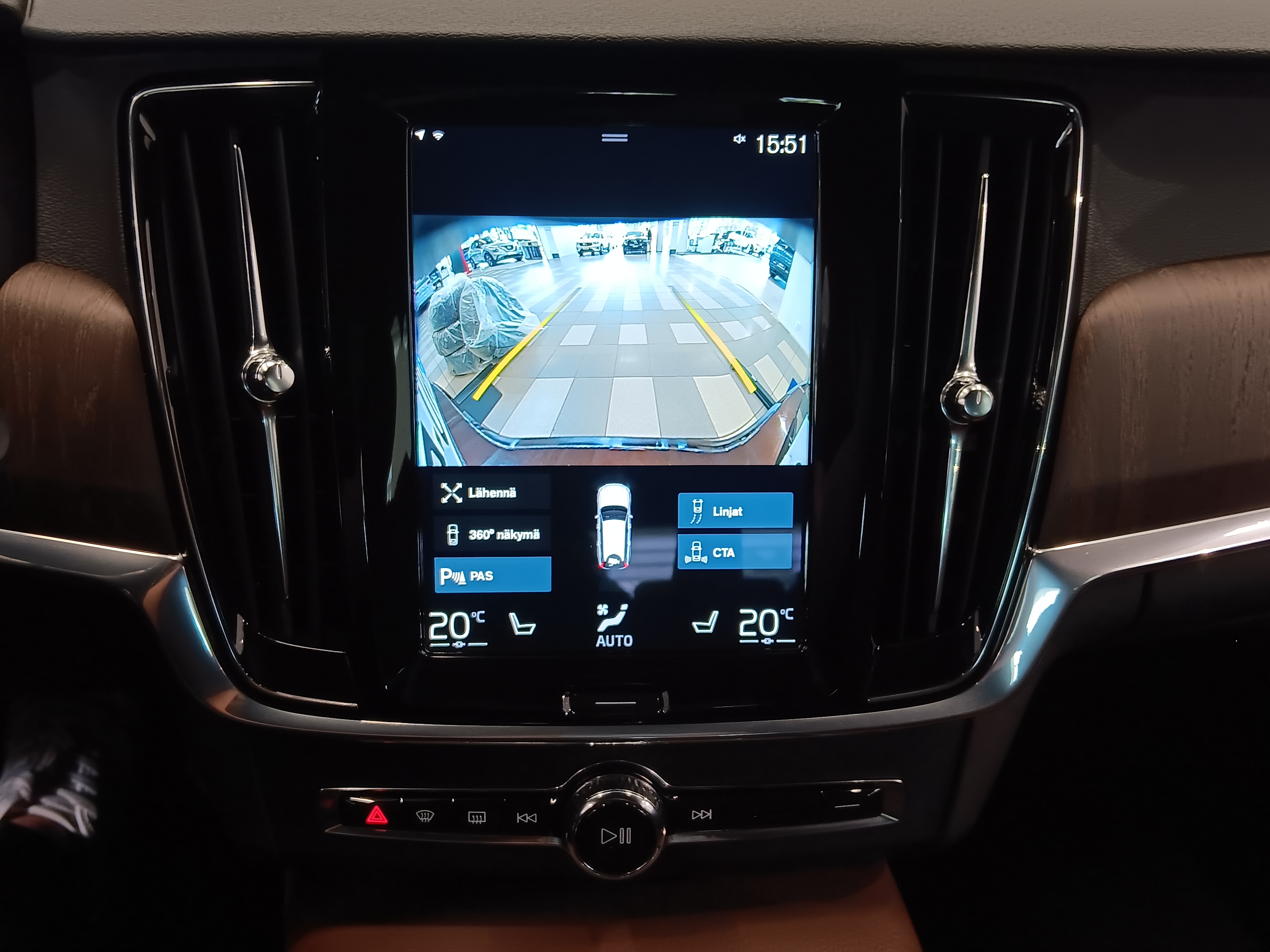 VOLVO V90 Cross Country 2021