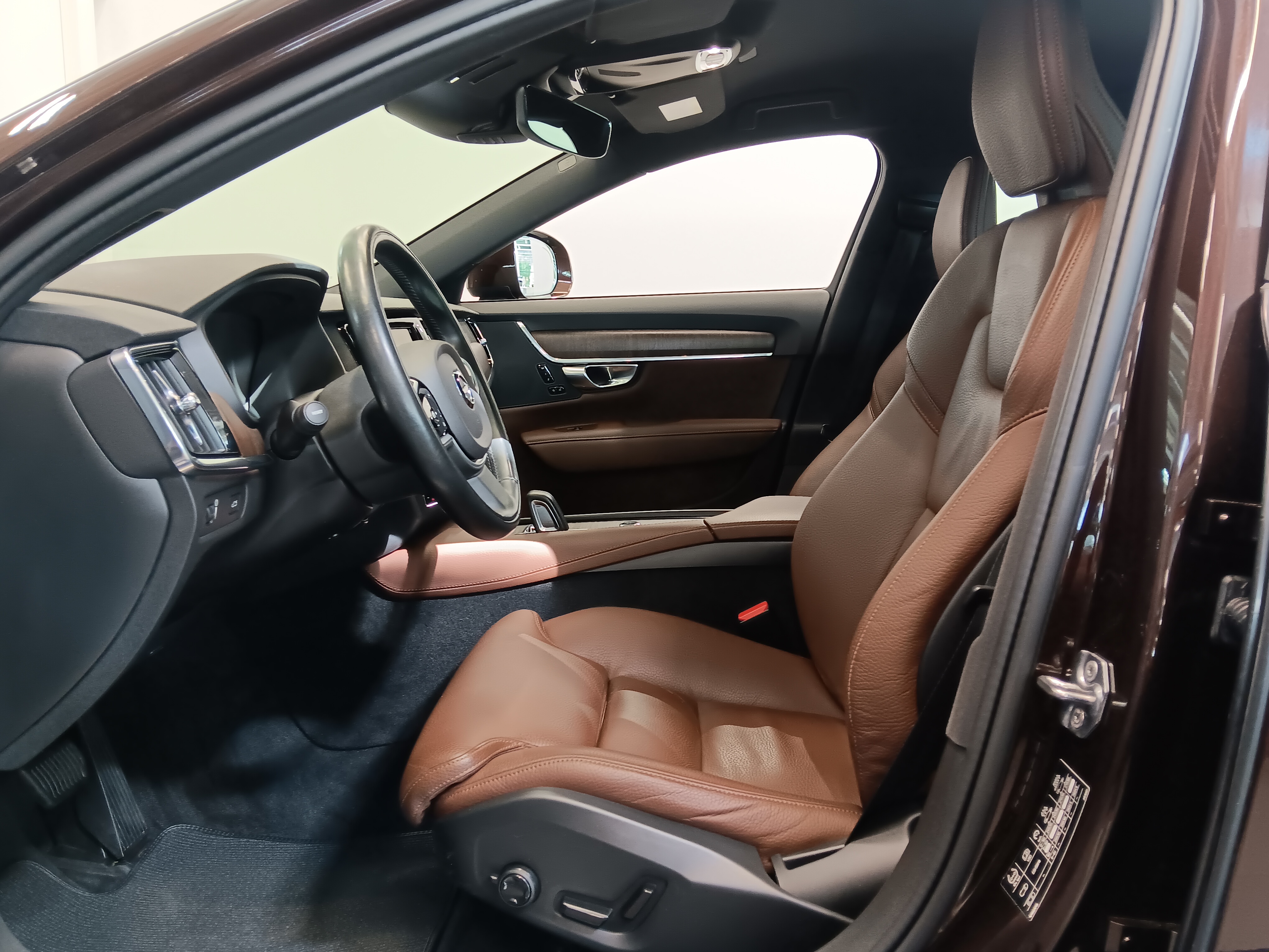 VOLVO V90 Cross Country 2021