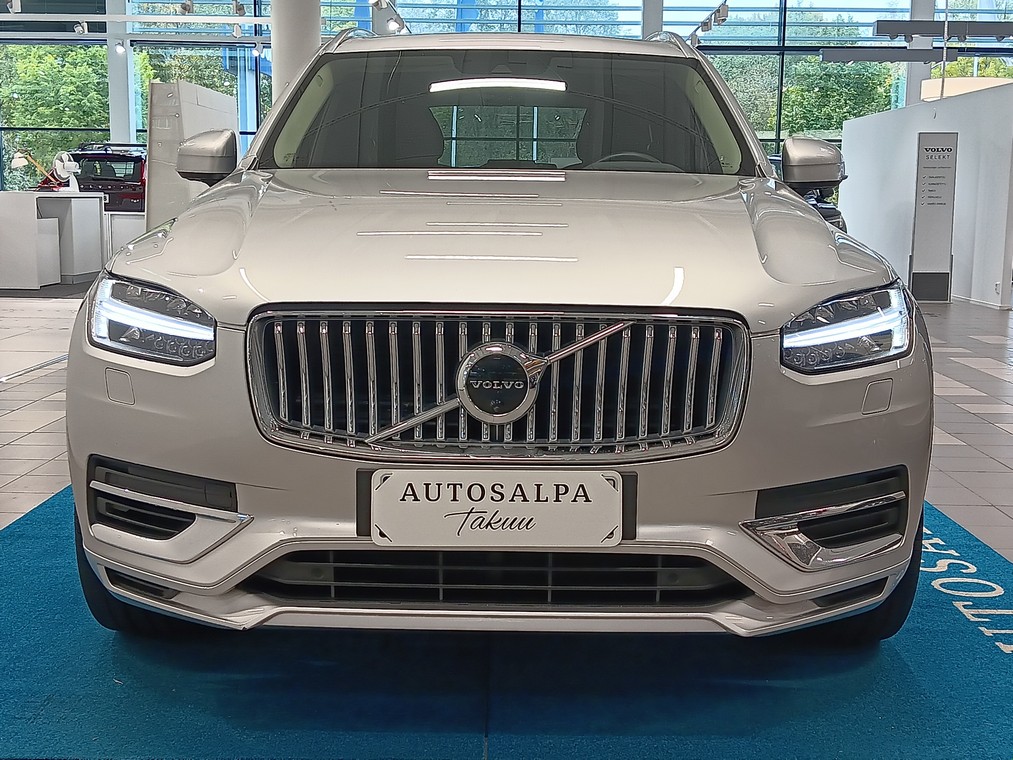 VOLVO XC90 2022