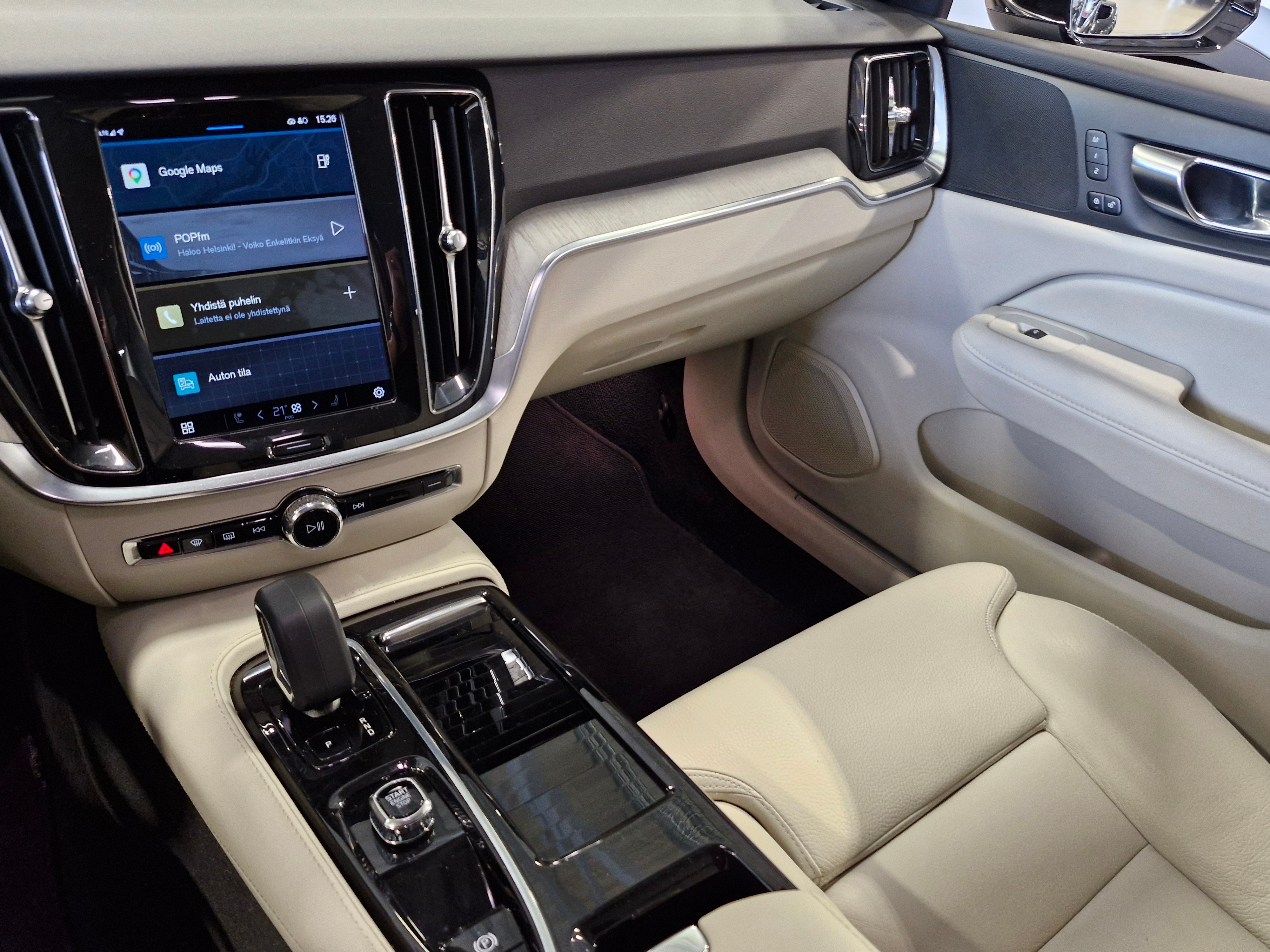 VOLVO V60 2023