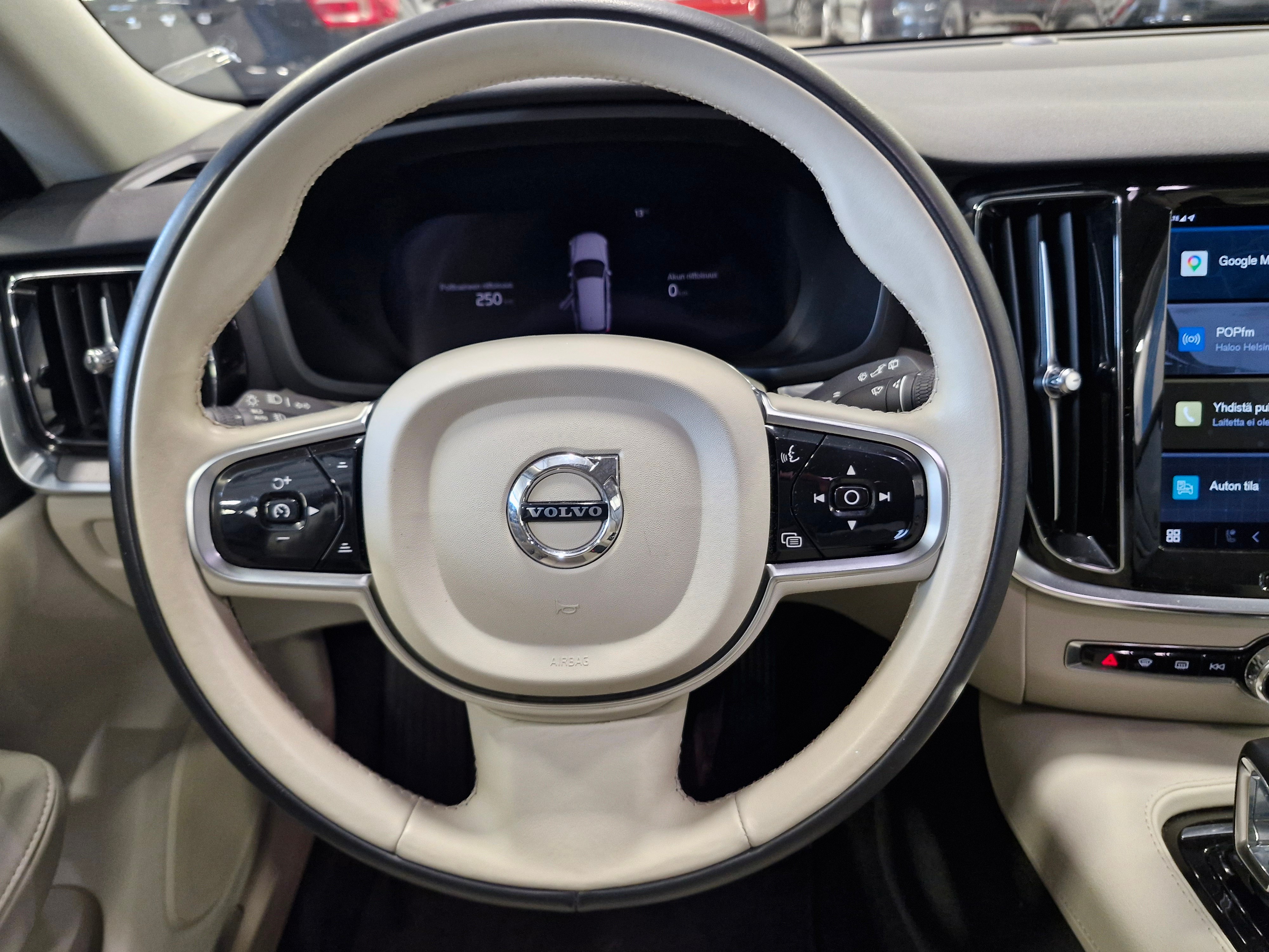 VOLVO V60 2023