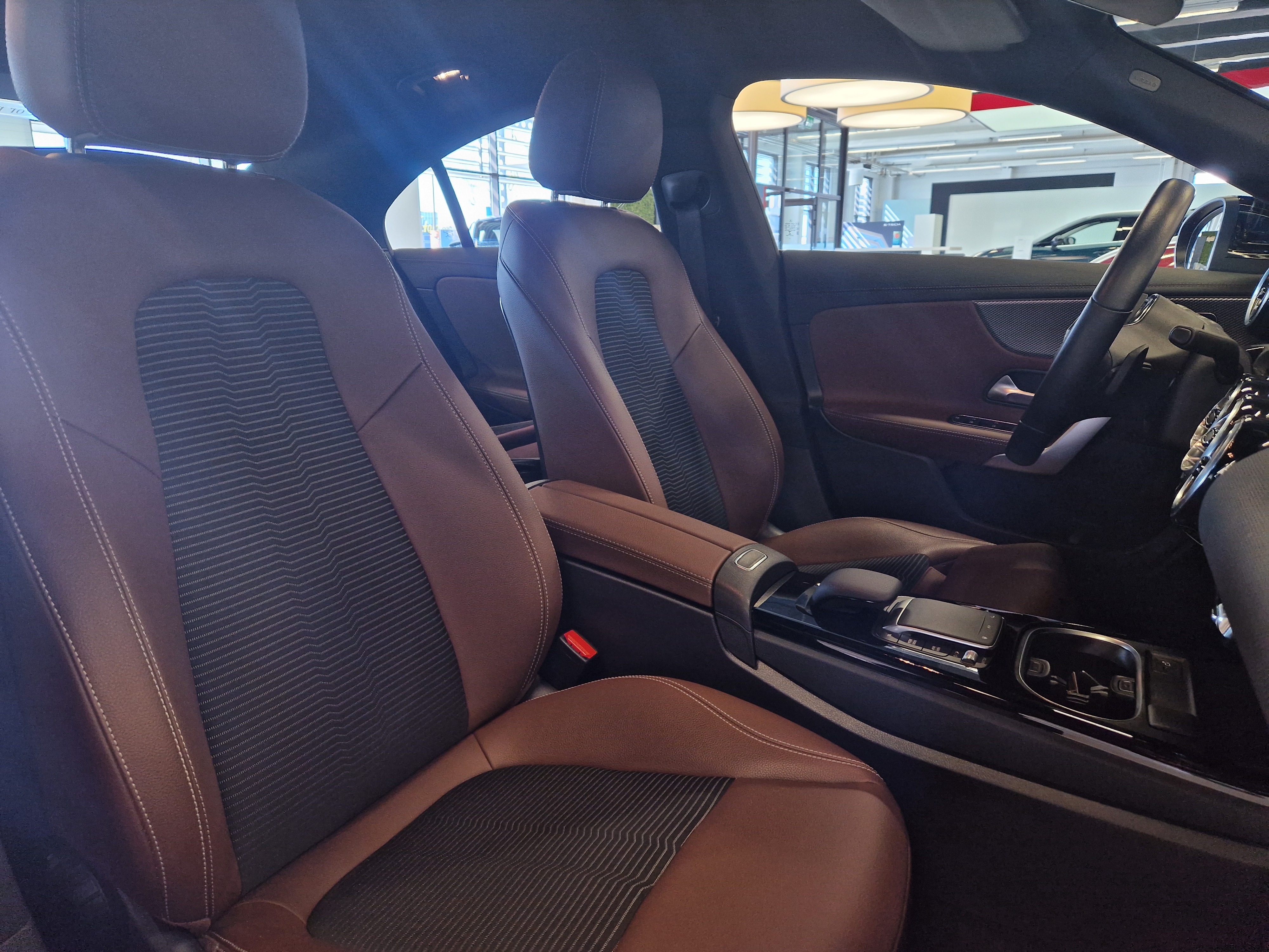 MERCEDES-BENZ CLA 2022