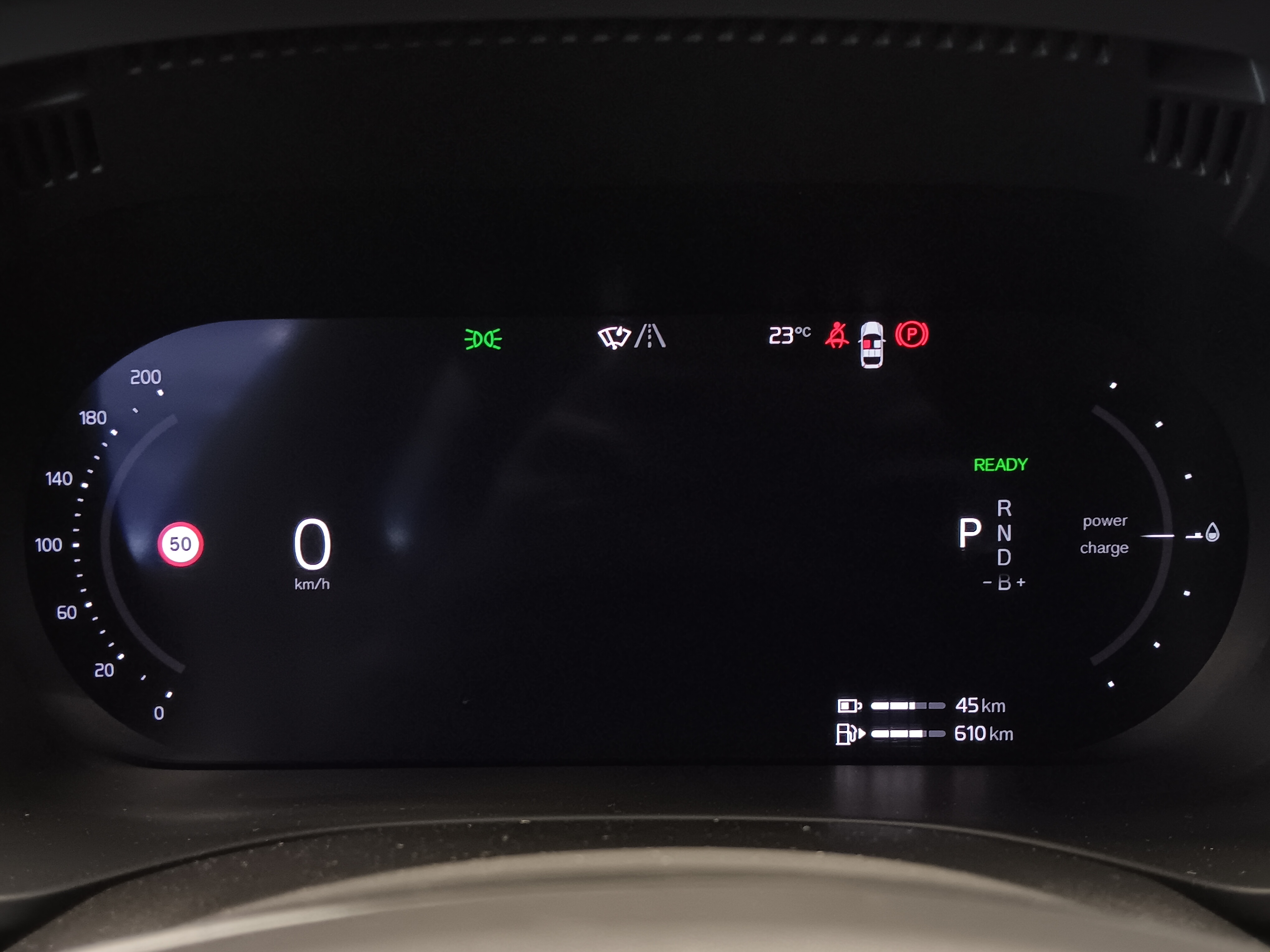 VOLVO XC60 2024