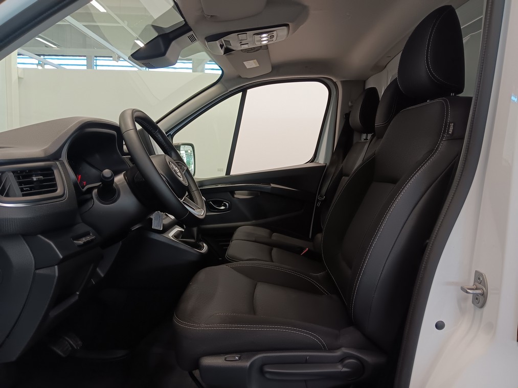 NISSAN Primastar 2022