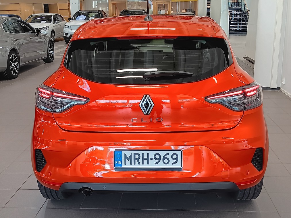 RENAULT Clio 2024