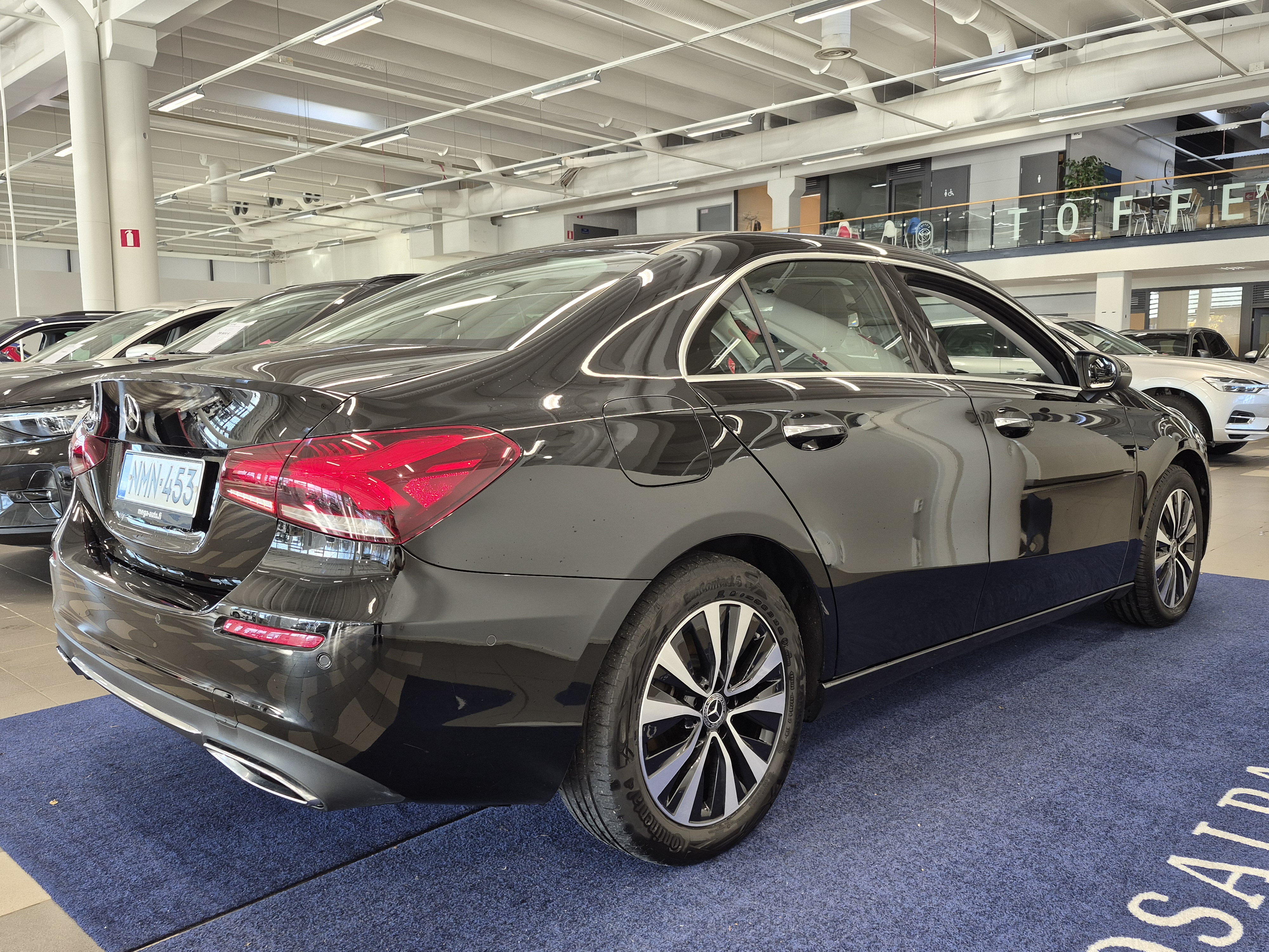 MERCEDES-BENZ A 2022
