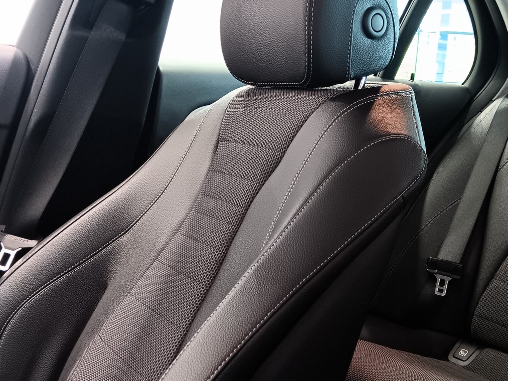 MERCEDES-BENZ E 2021