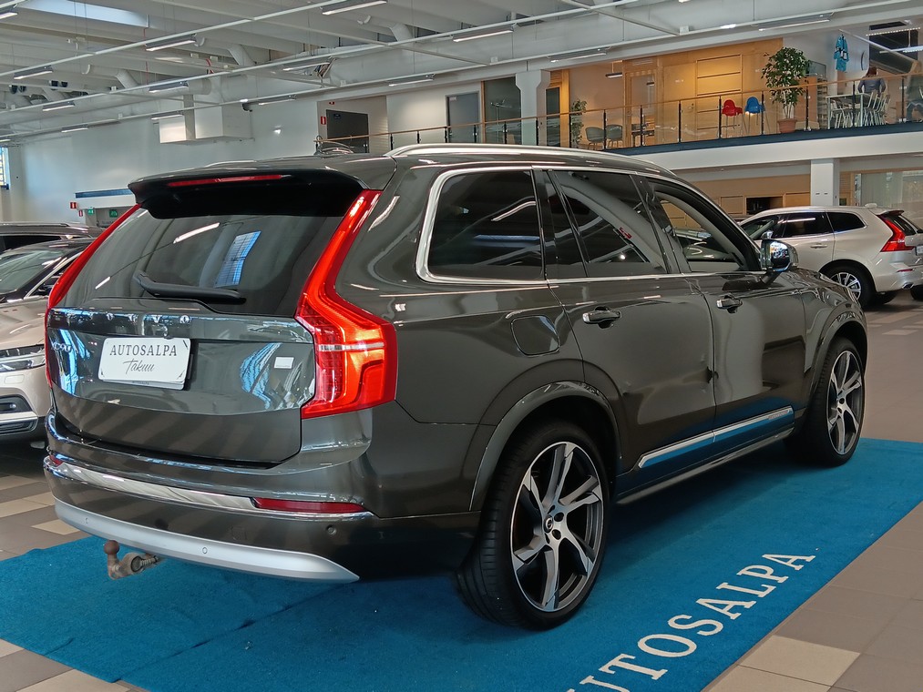 VOLVO XC90 2022
