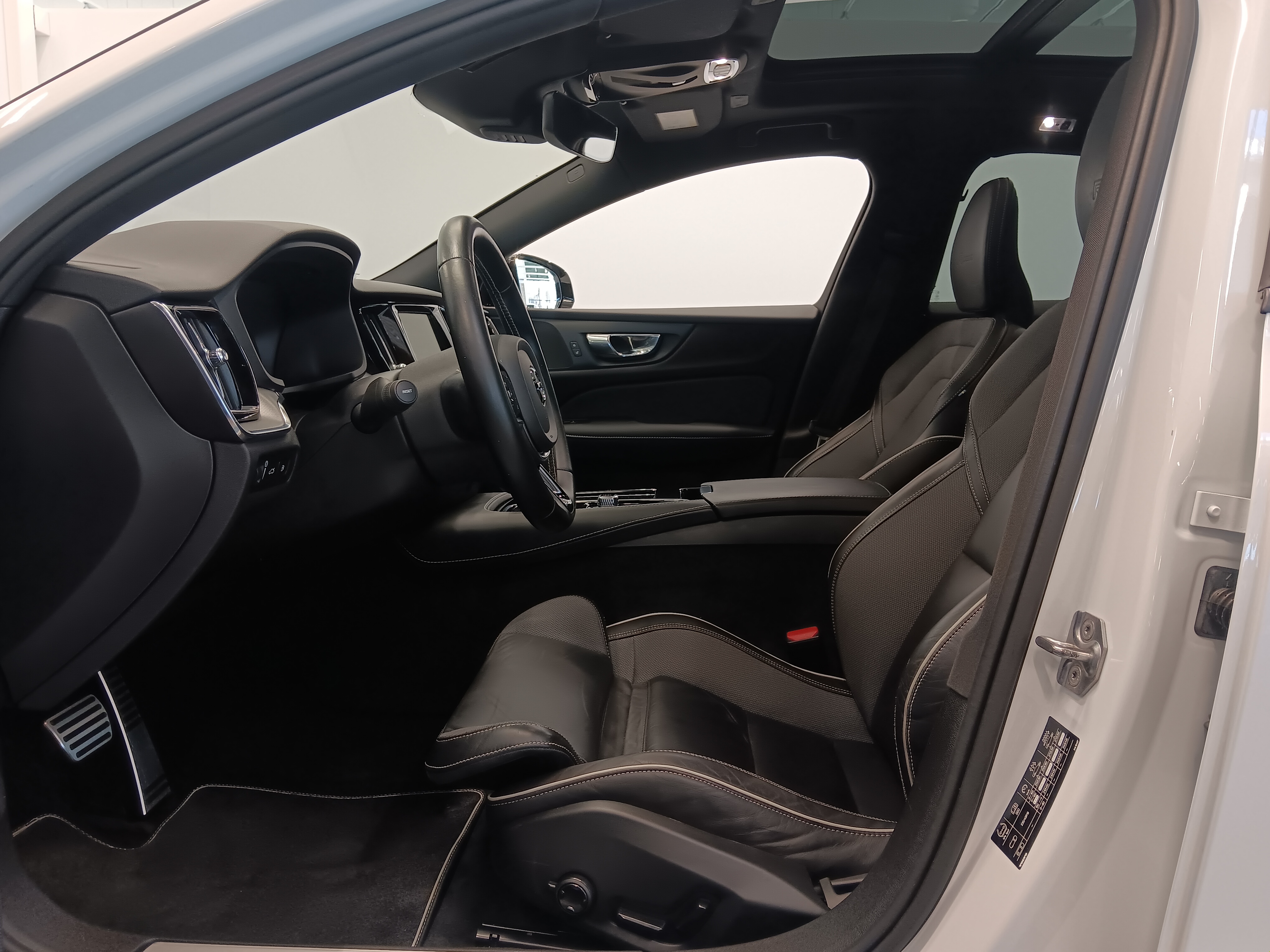 VOLVO S60 2020