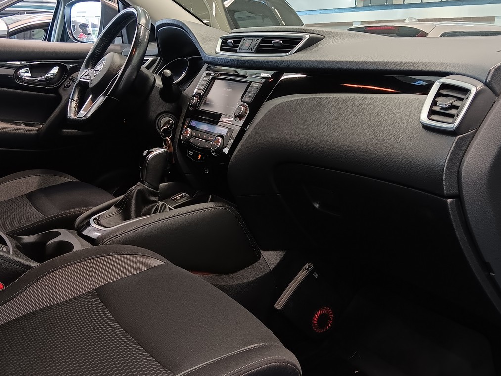 NISSAN Qashqai 2019