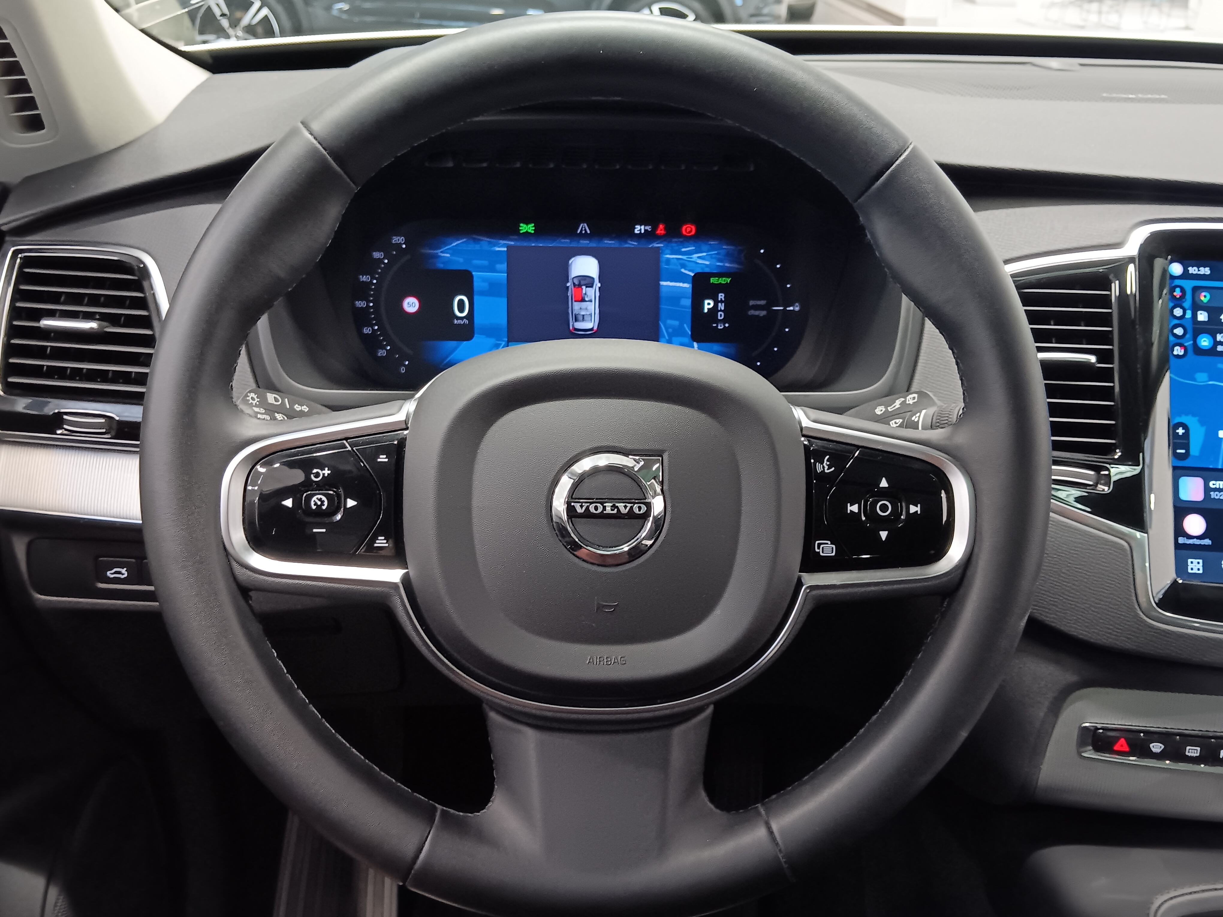 VOLVO XC90 2023