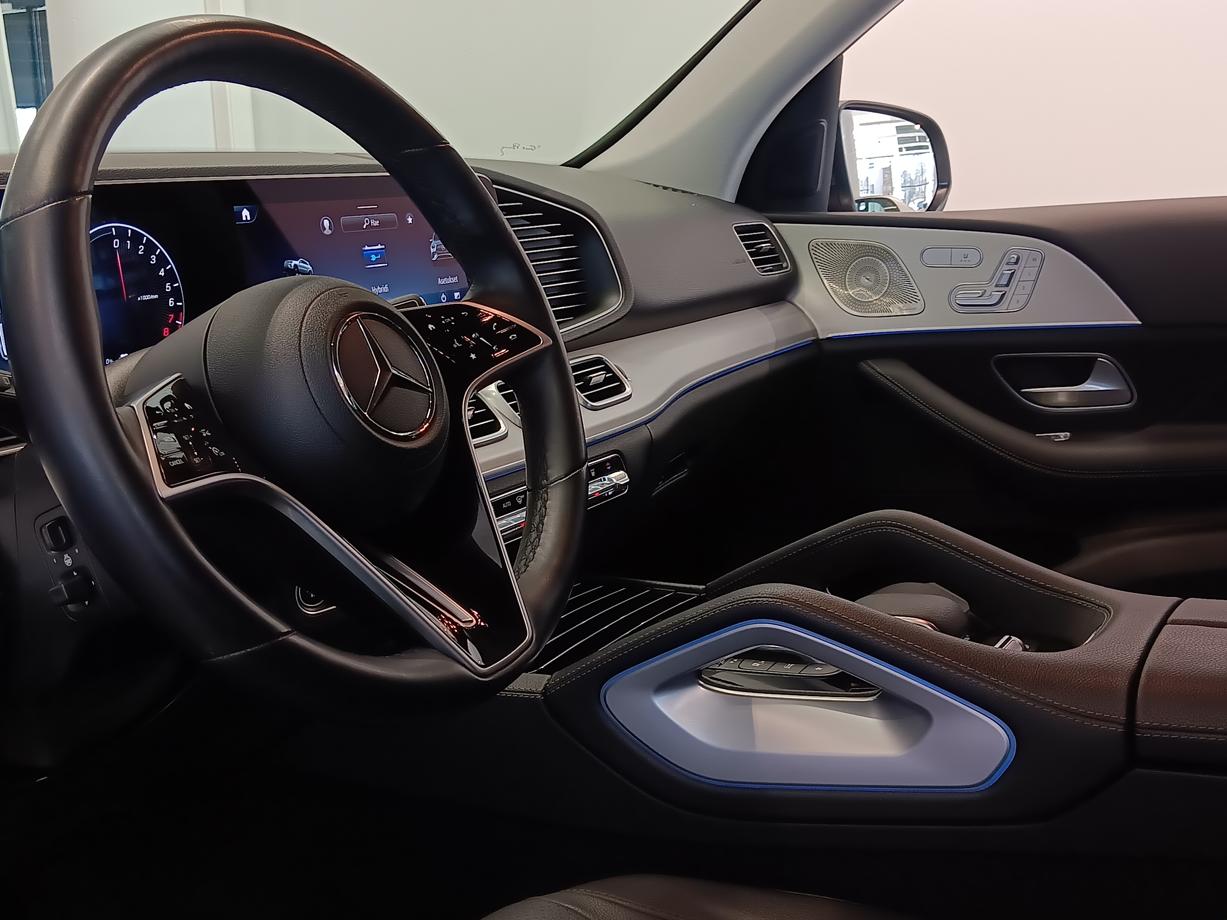MERCEDES-BENZ GLE 2024