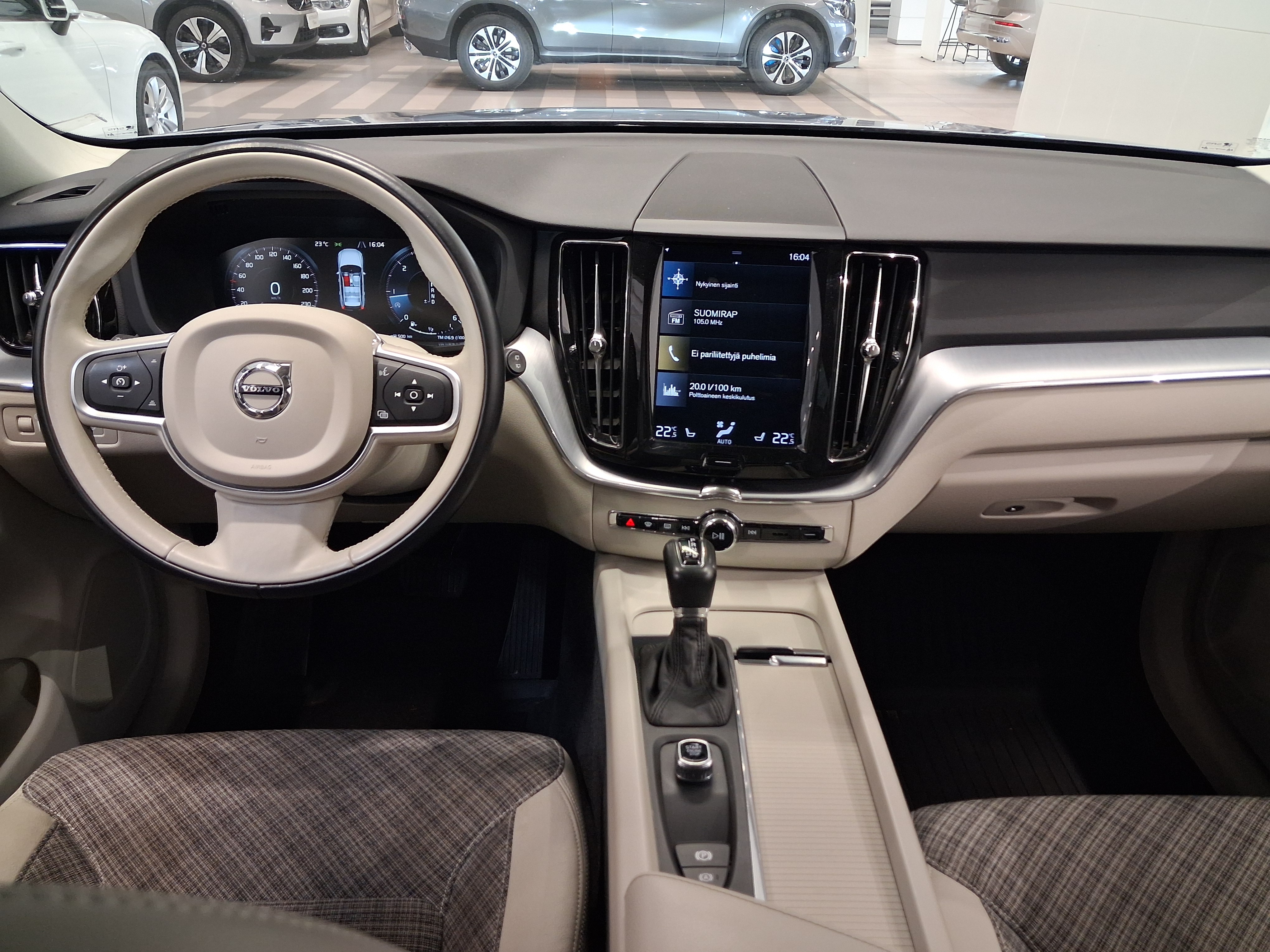 VOLVO XC60 2019