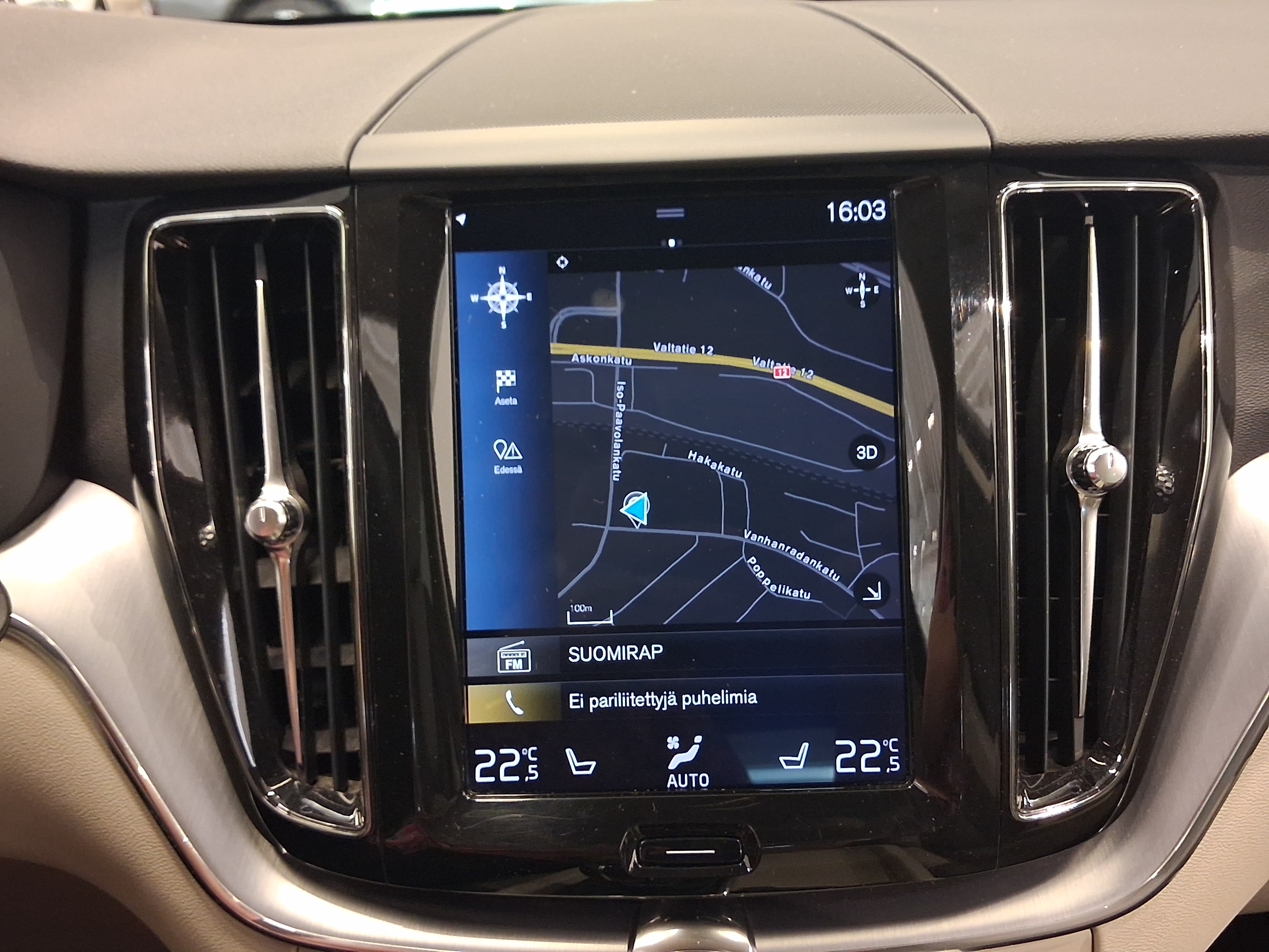 VOLVO XC60 2019