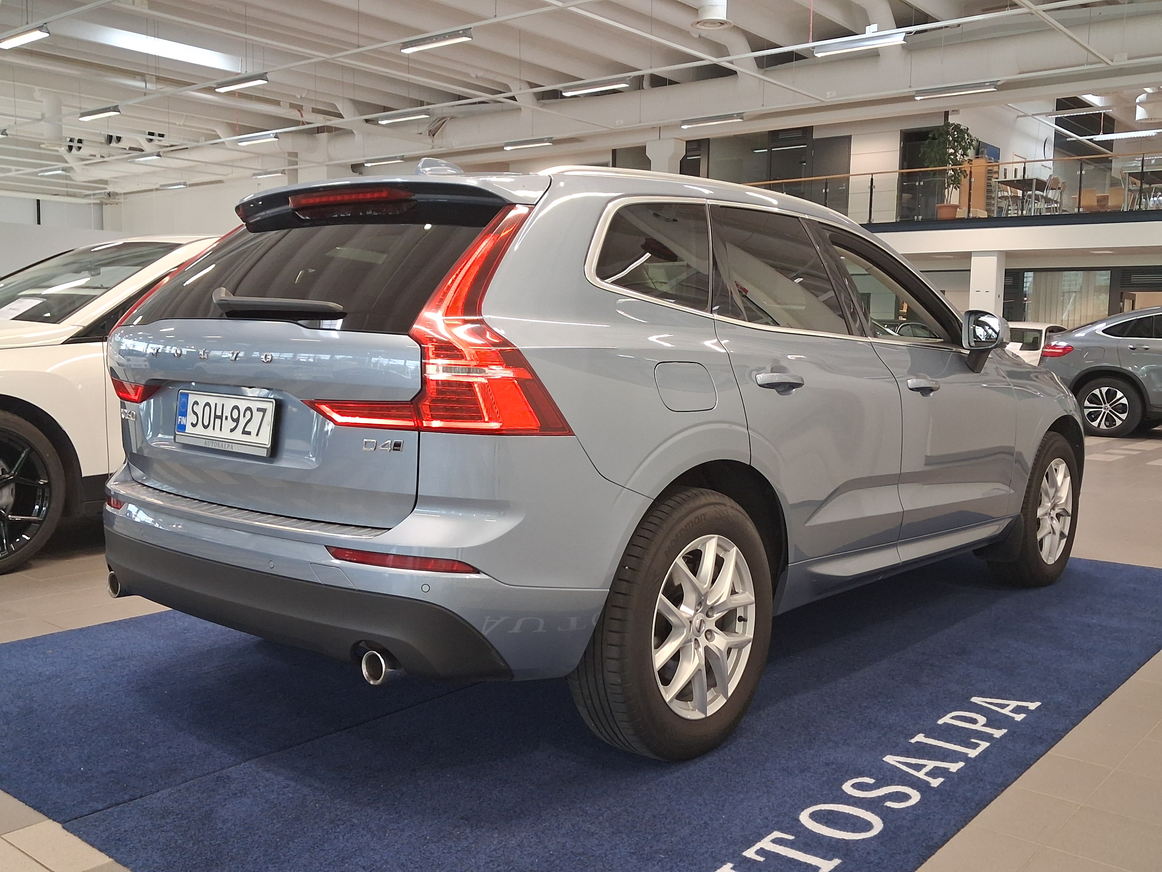 VOLVO XC60 2019