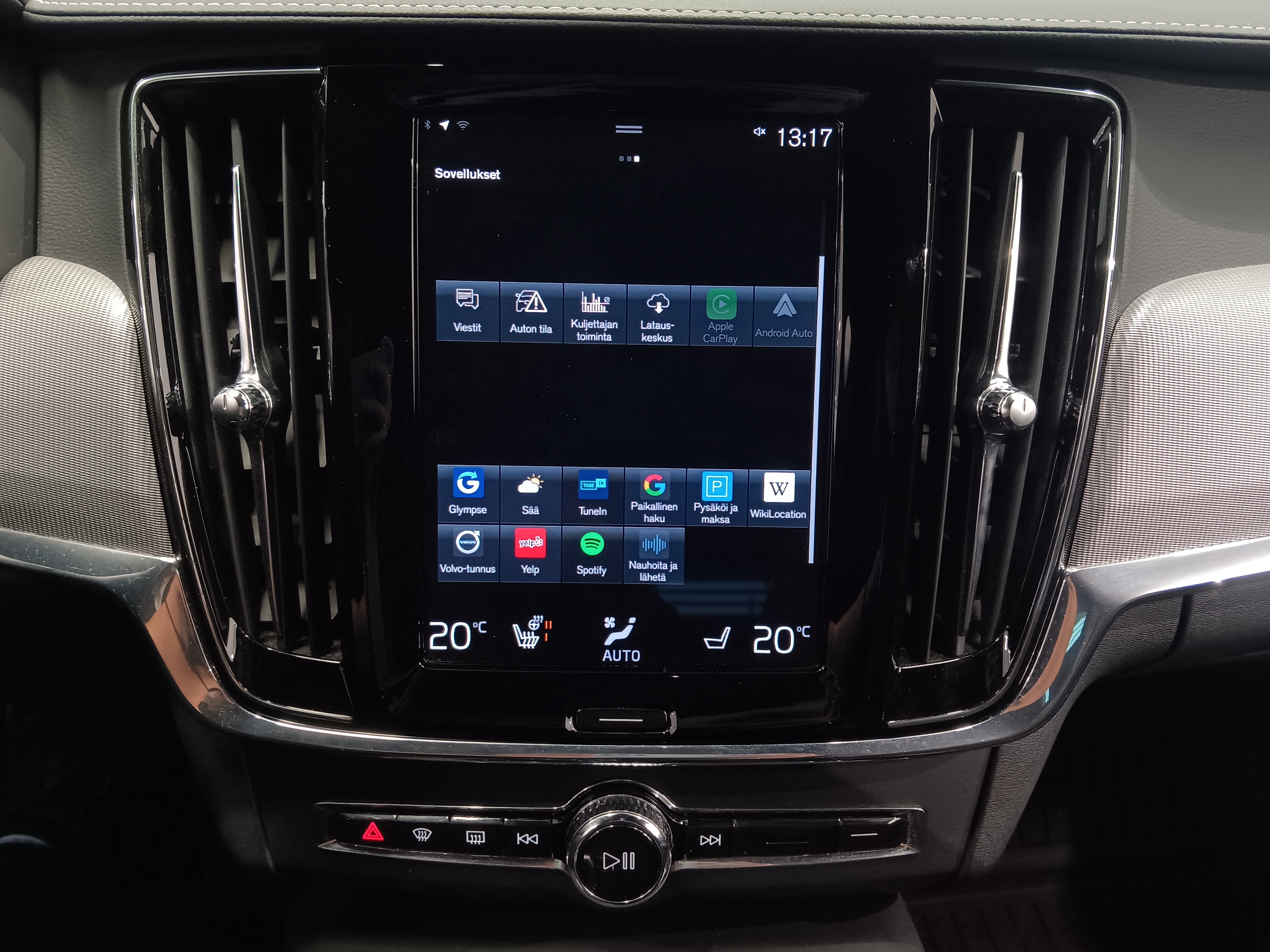 VOLVO V90 2020