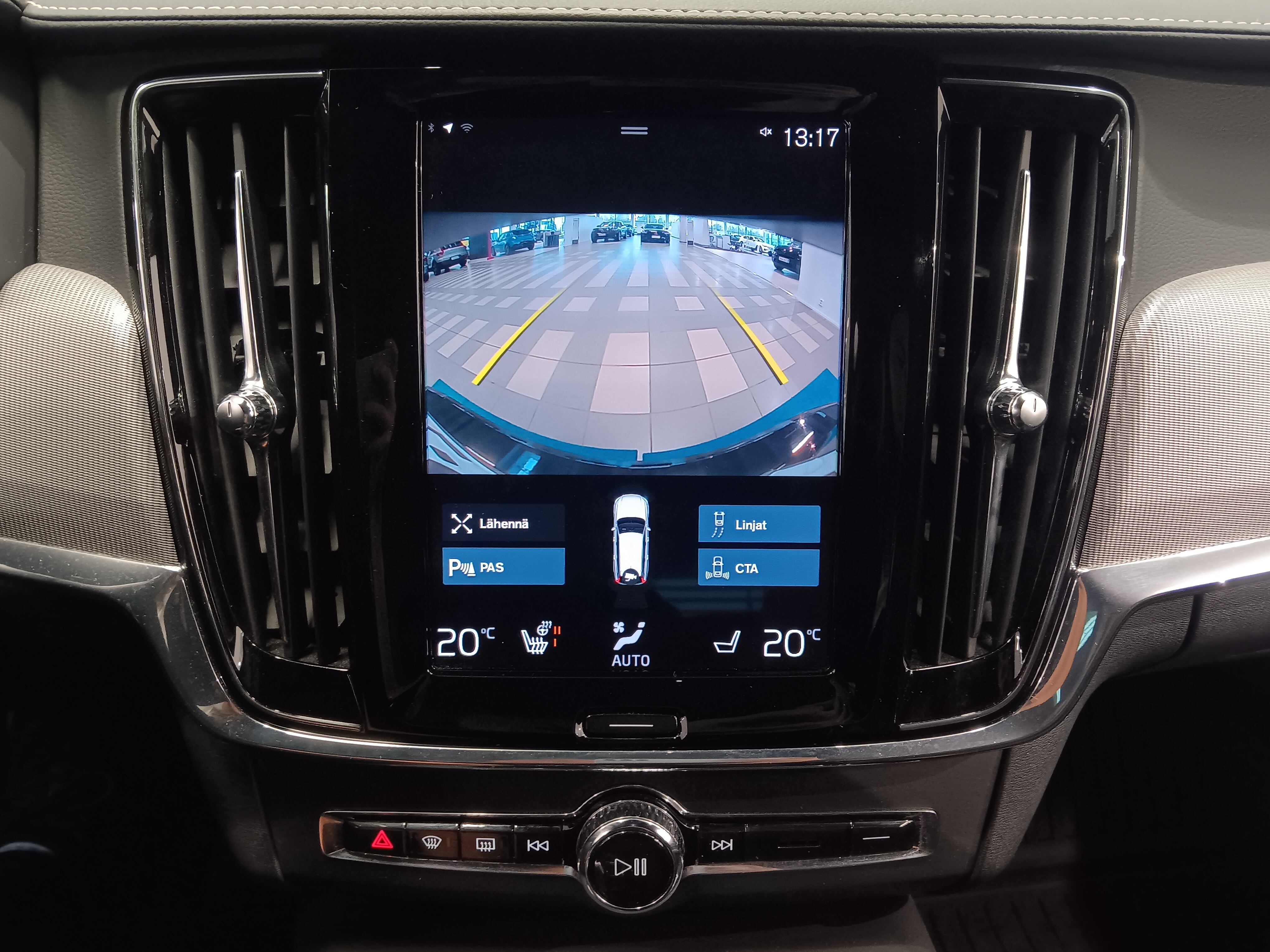 VOLVO V90 2020