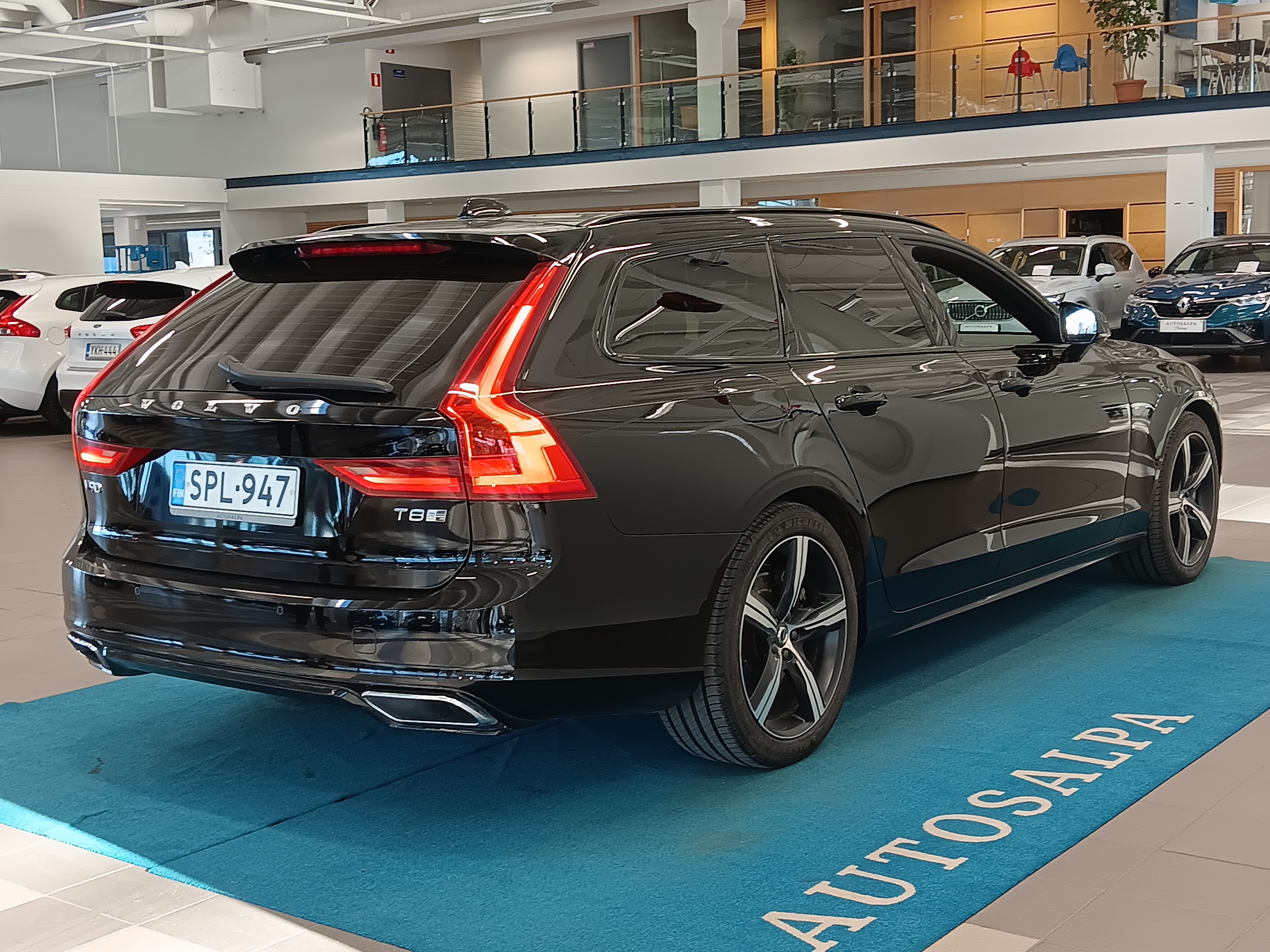 VOLVO V90 2020