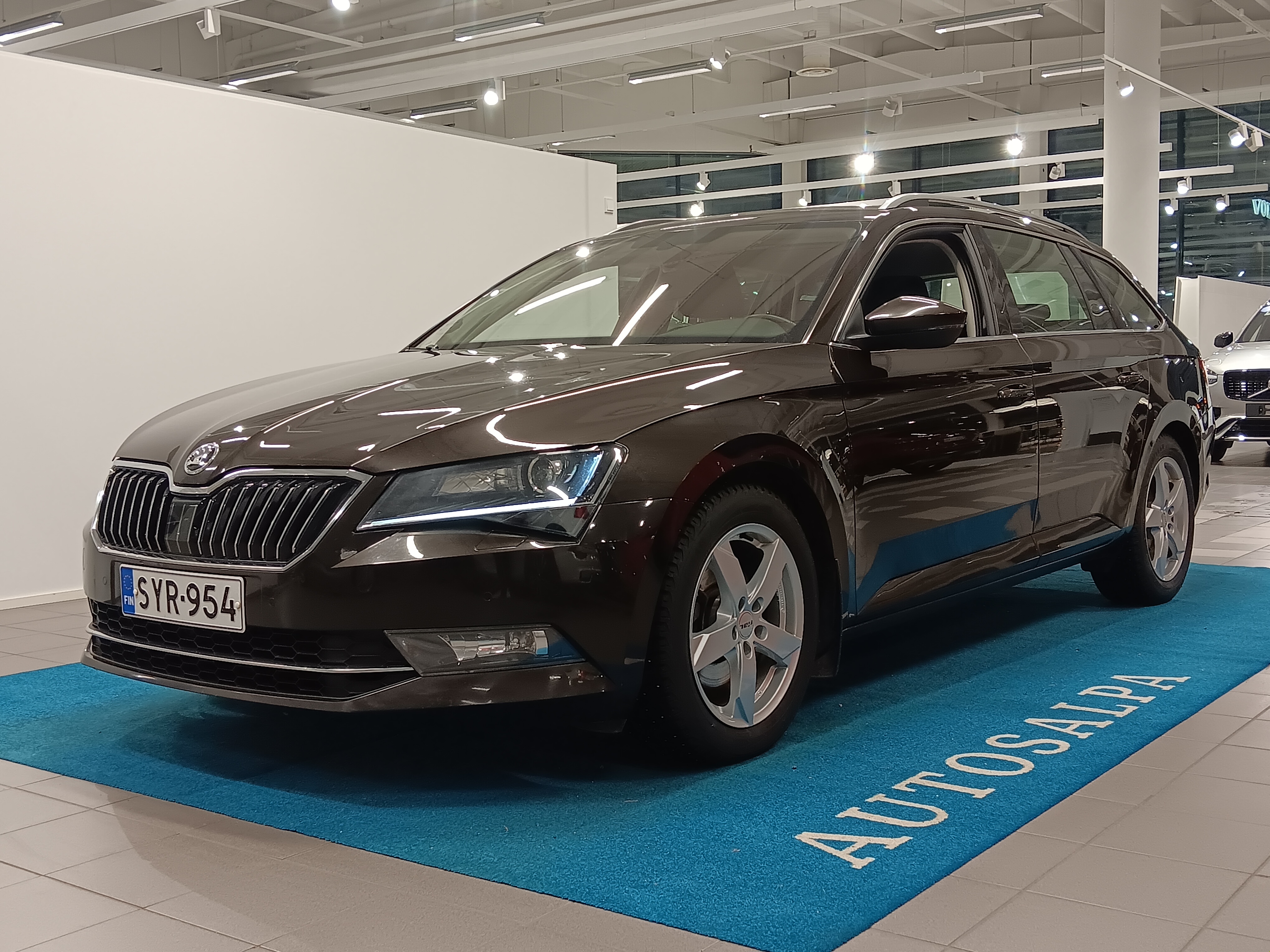 SKODA Superb 2019
