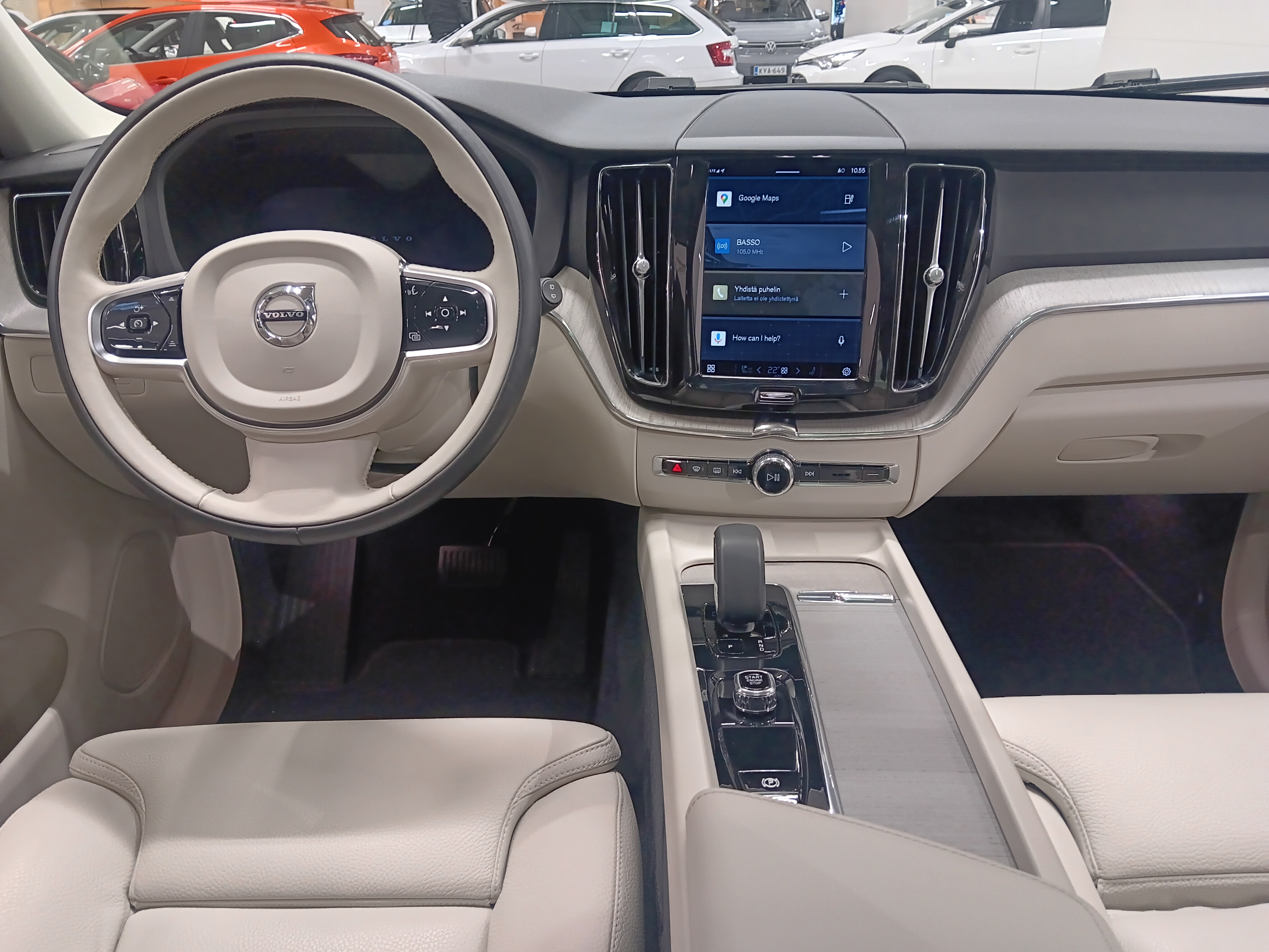 VOLVO XC60 2023