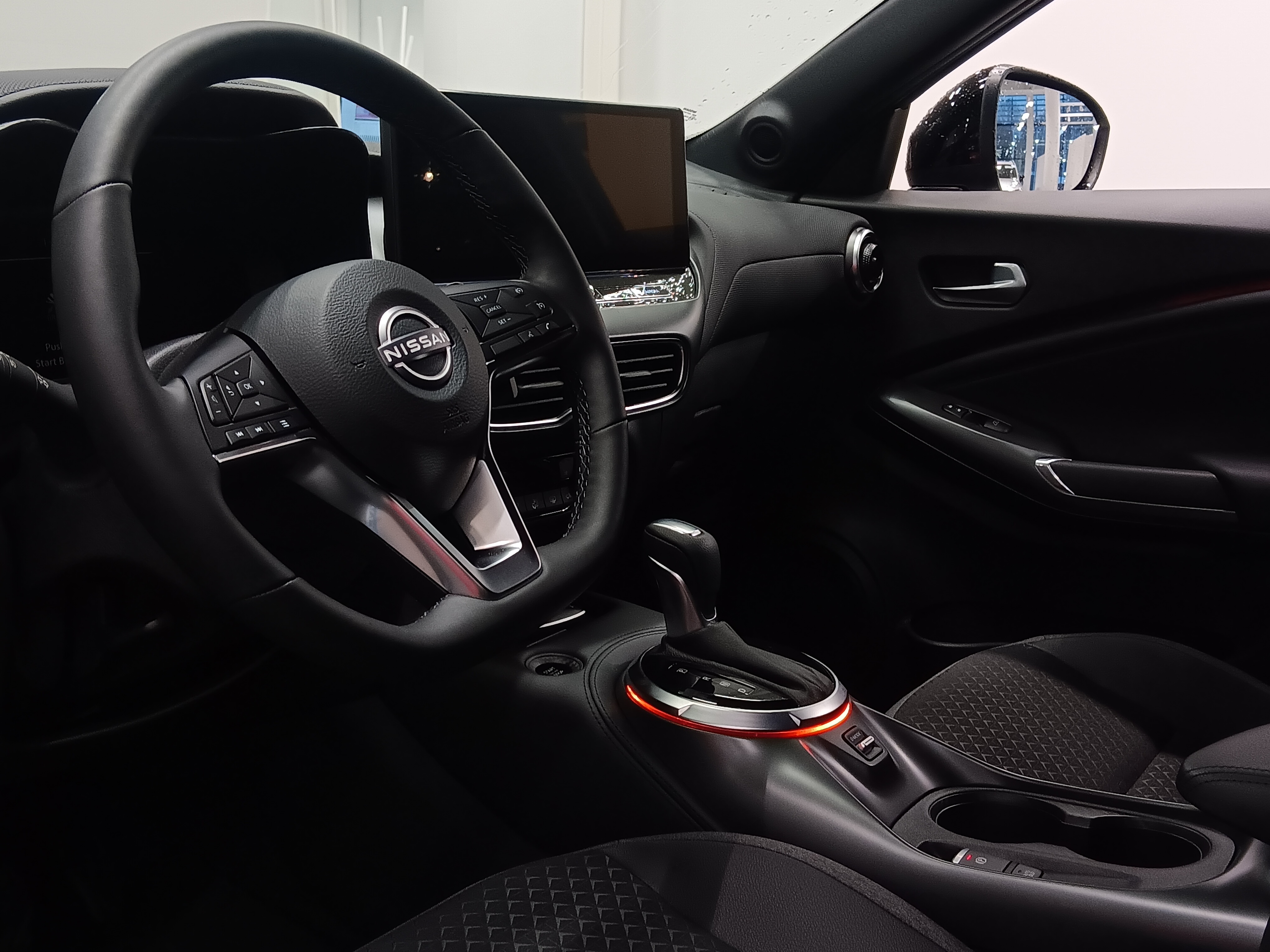 NISSAN Juke 2024