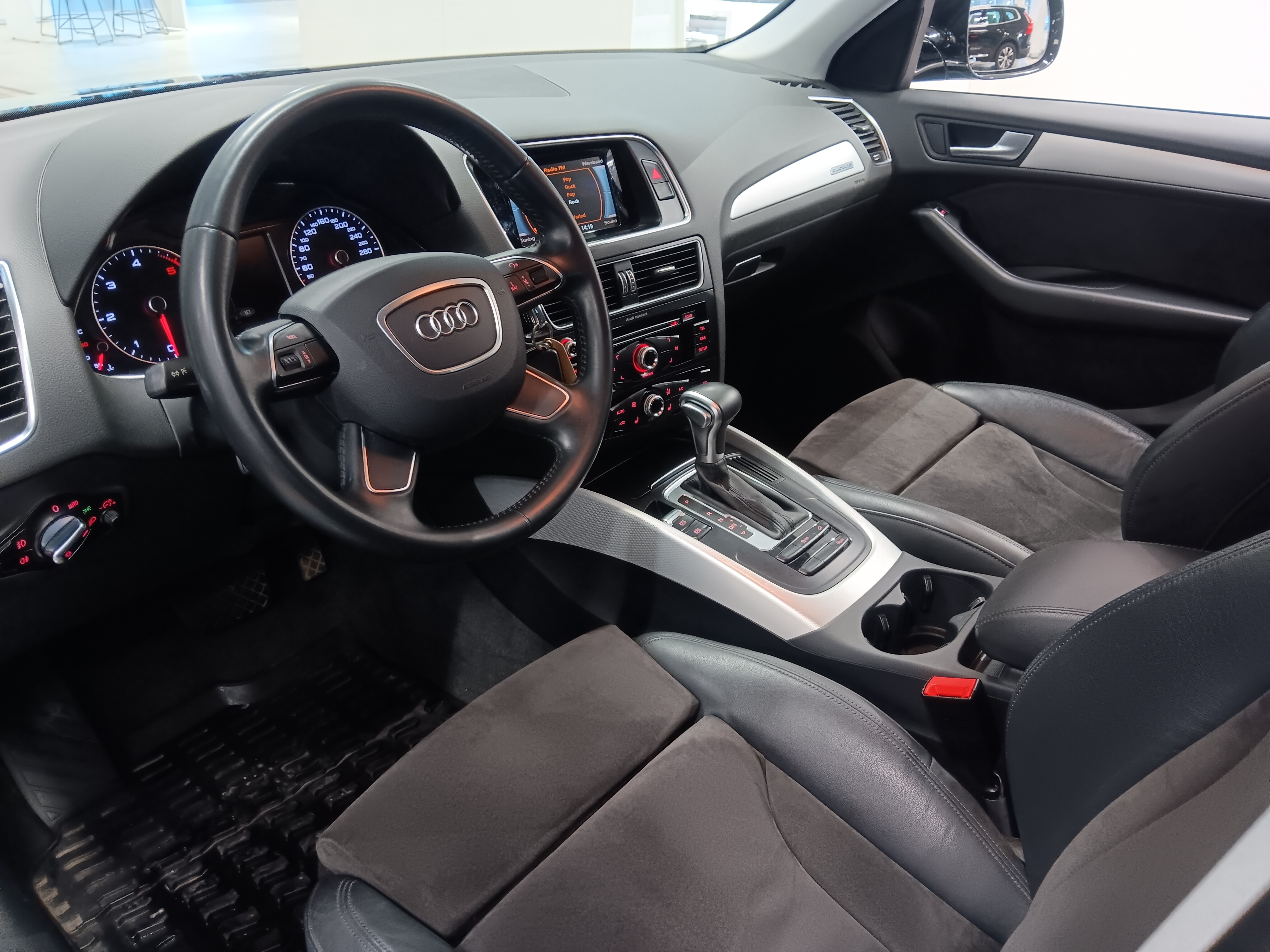 AUDI Q5 2016