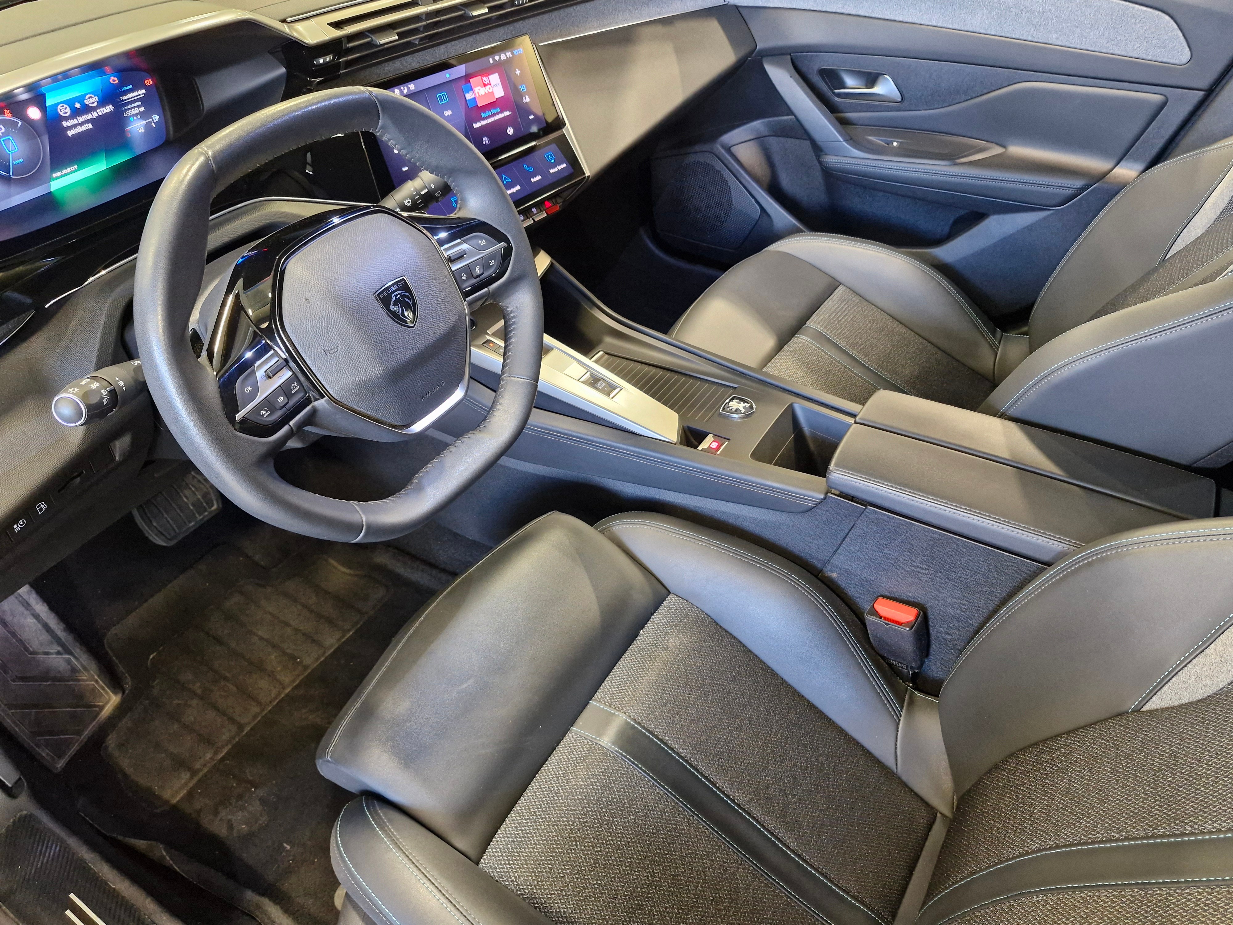 PEUGEOT 308 2023