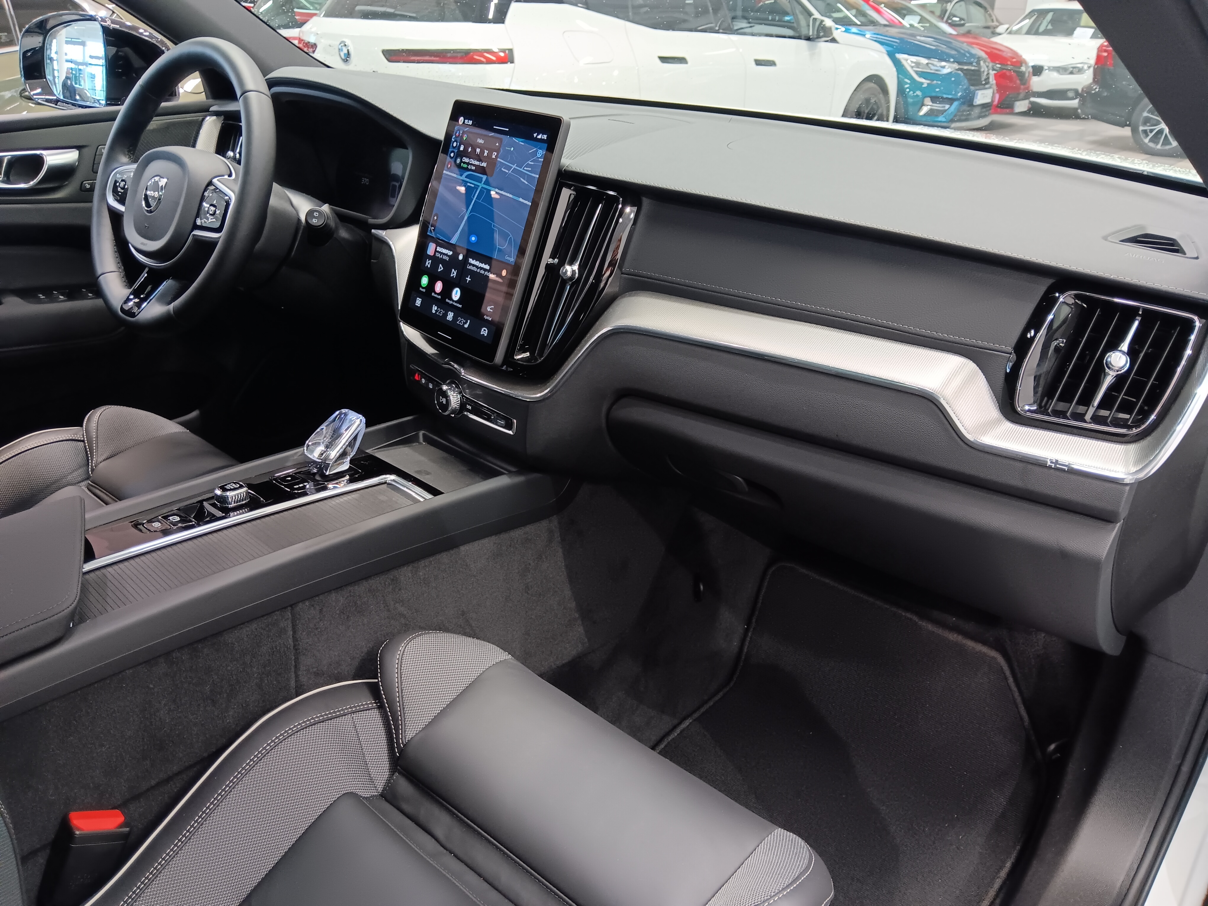 VOLVO XC60 2026
