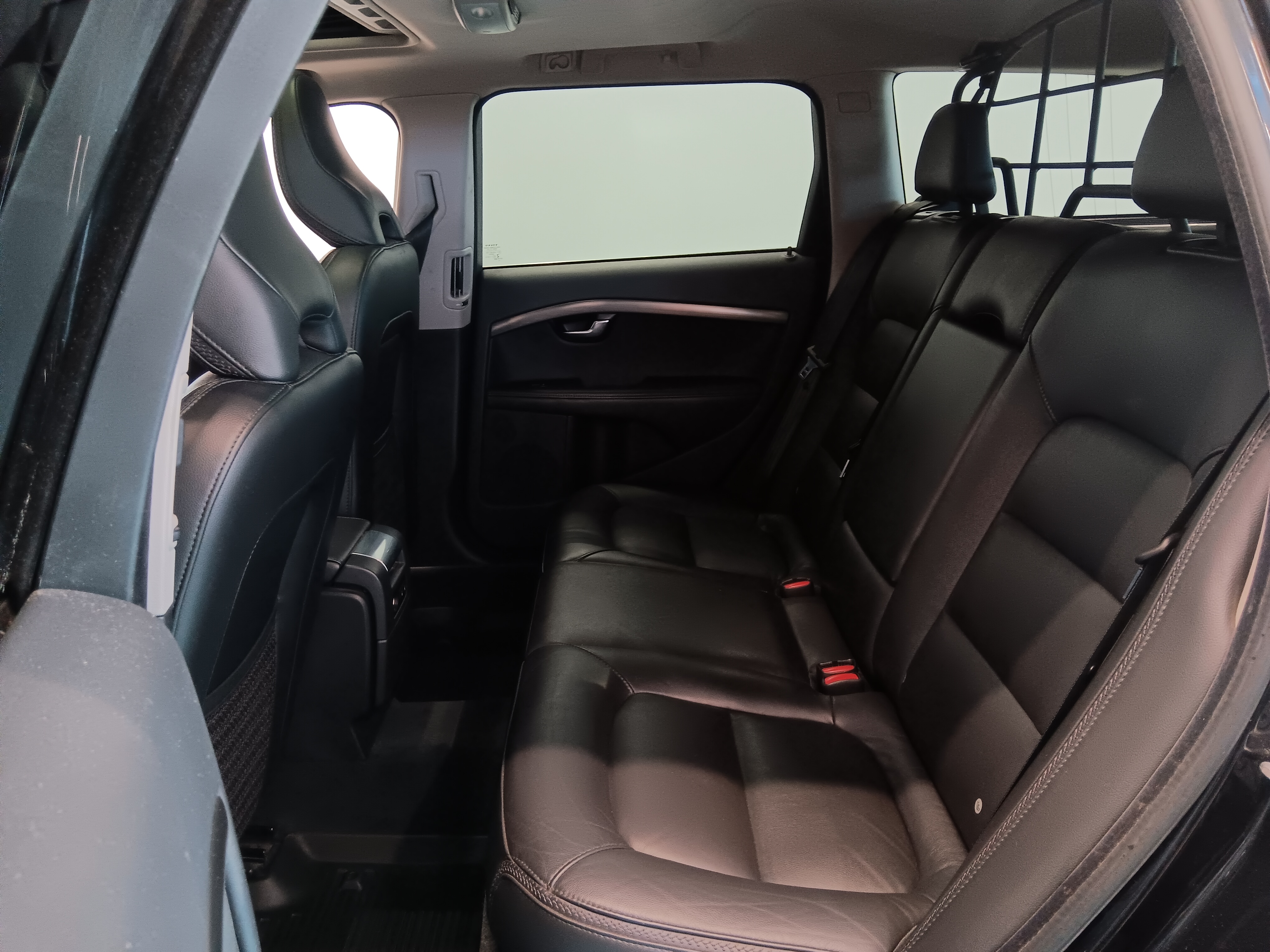 VOLVO XC70 2015