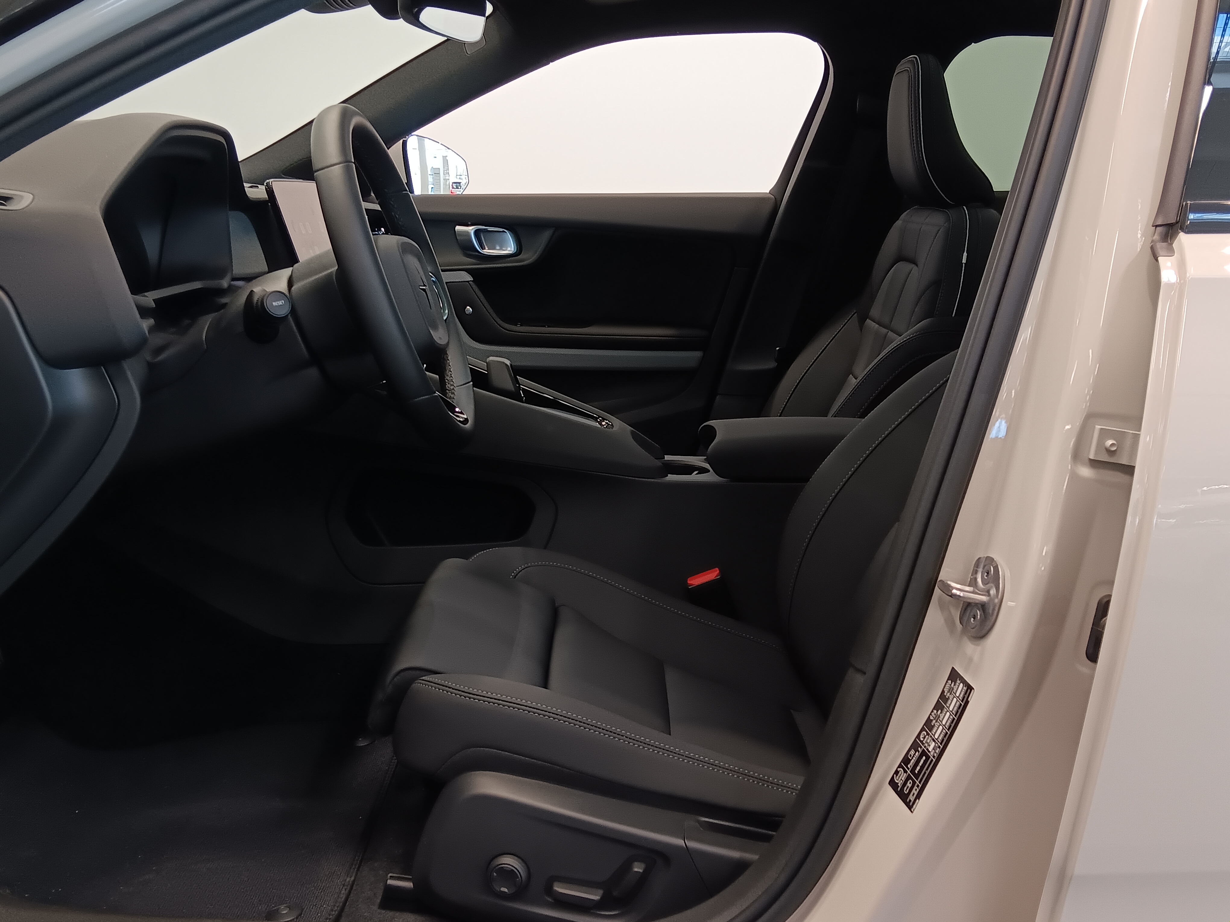 POLESTAR 2 2026