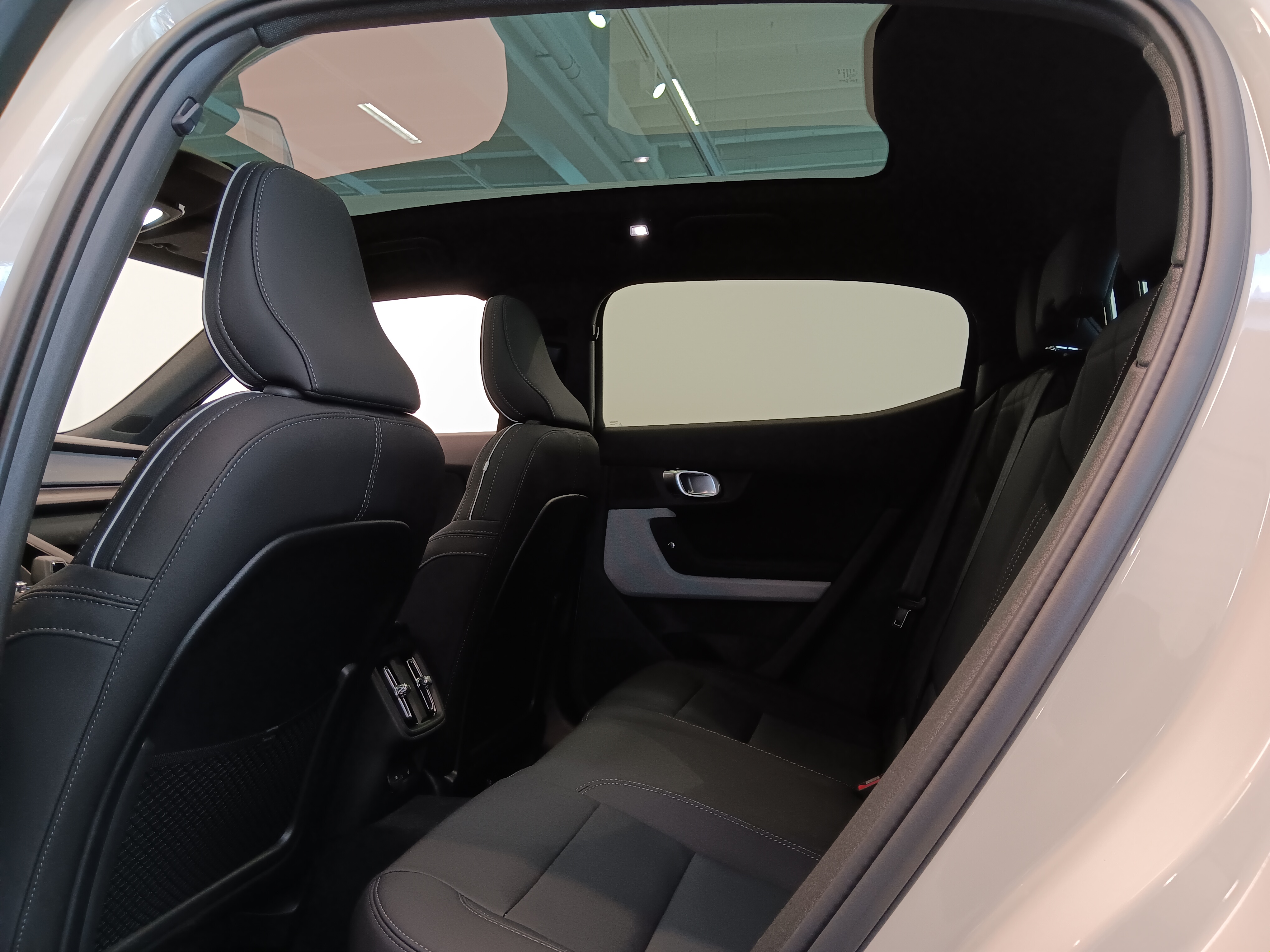 POLESTAR 2 2026