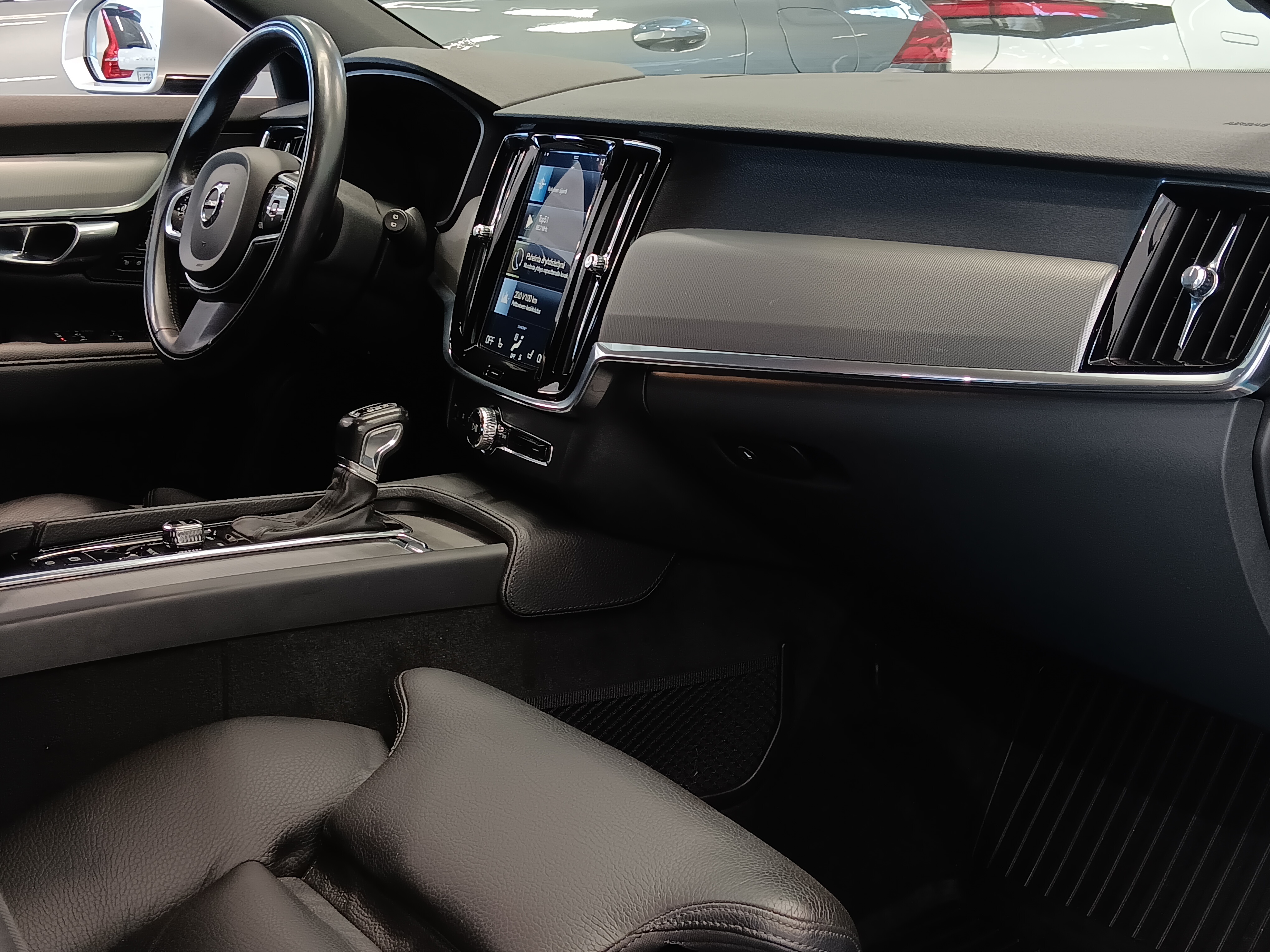VOLVO V90 2017