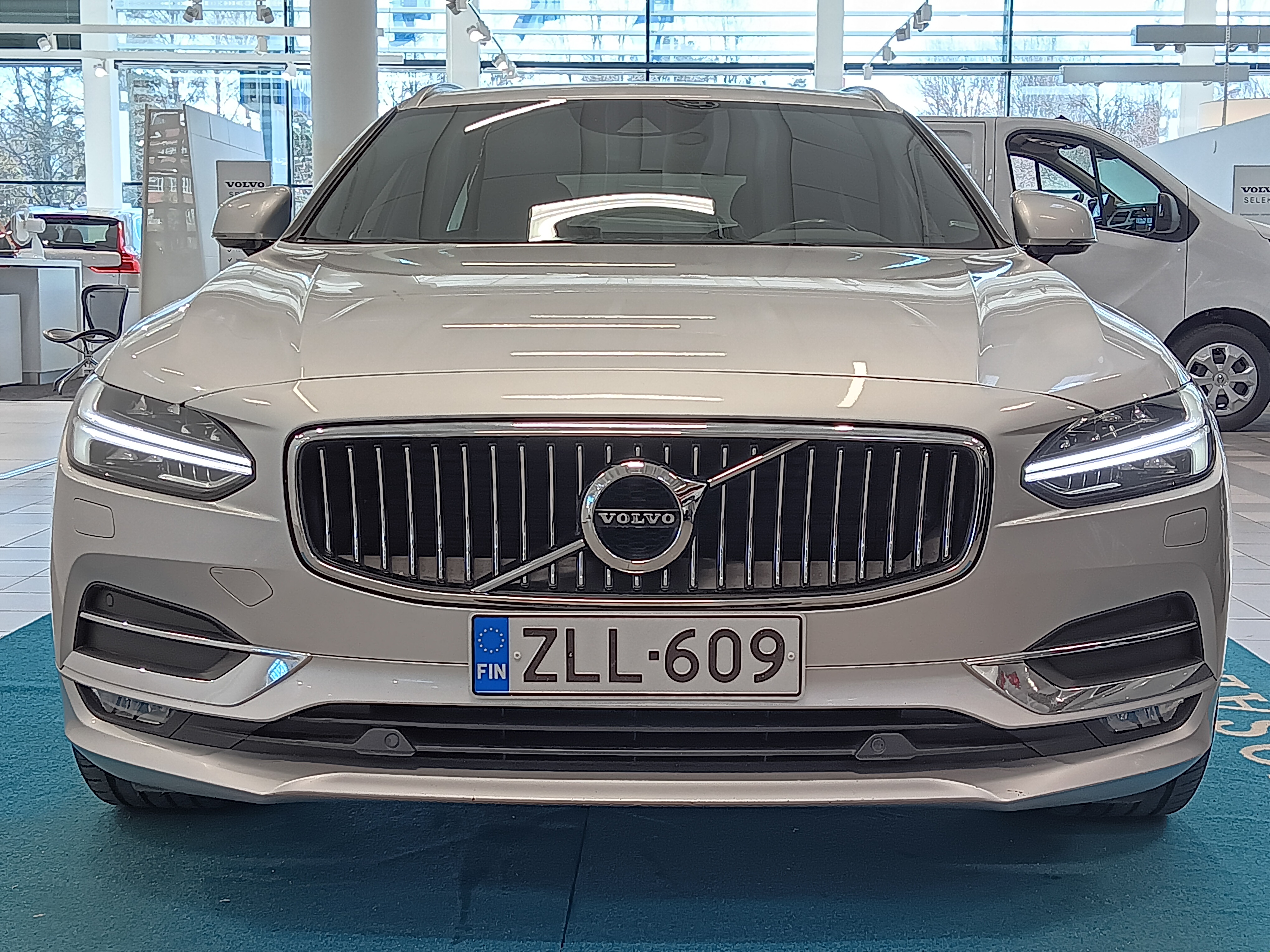 VOLVO V90 2017